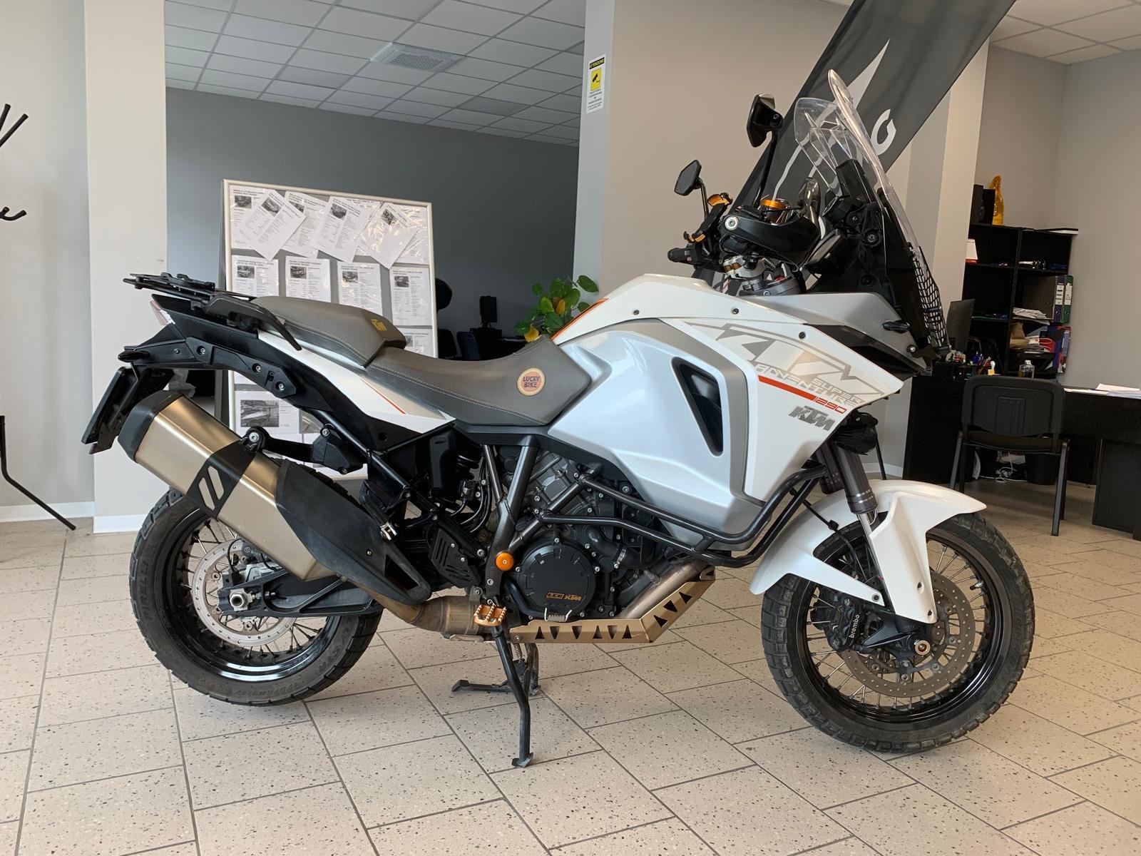 KTM 1290 SUPER ADVENTURE T