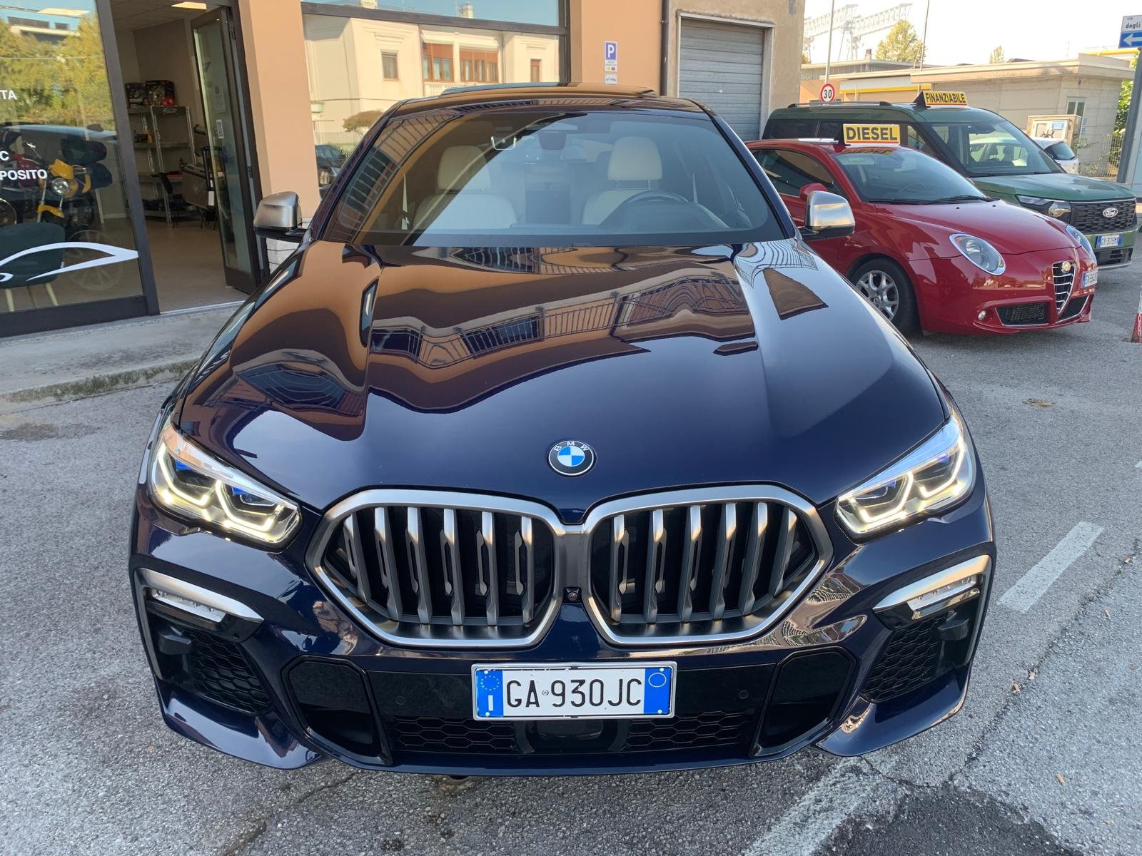 BMW X6 M50D