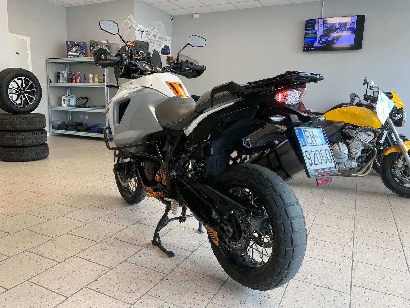 KTM 1290 SUPER ADVENTURE T