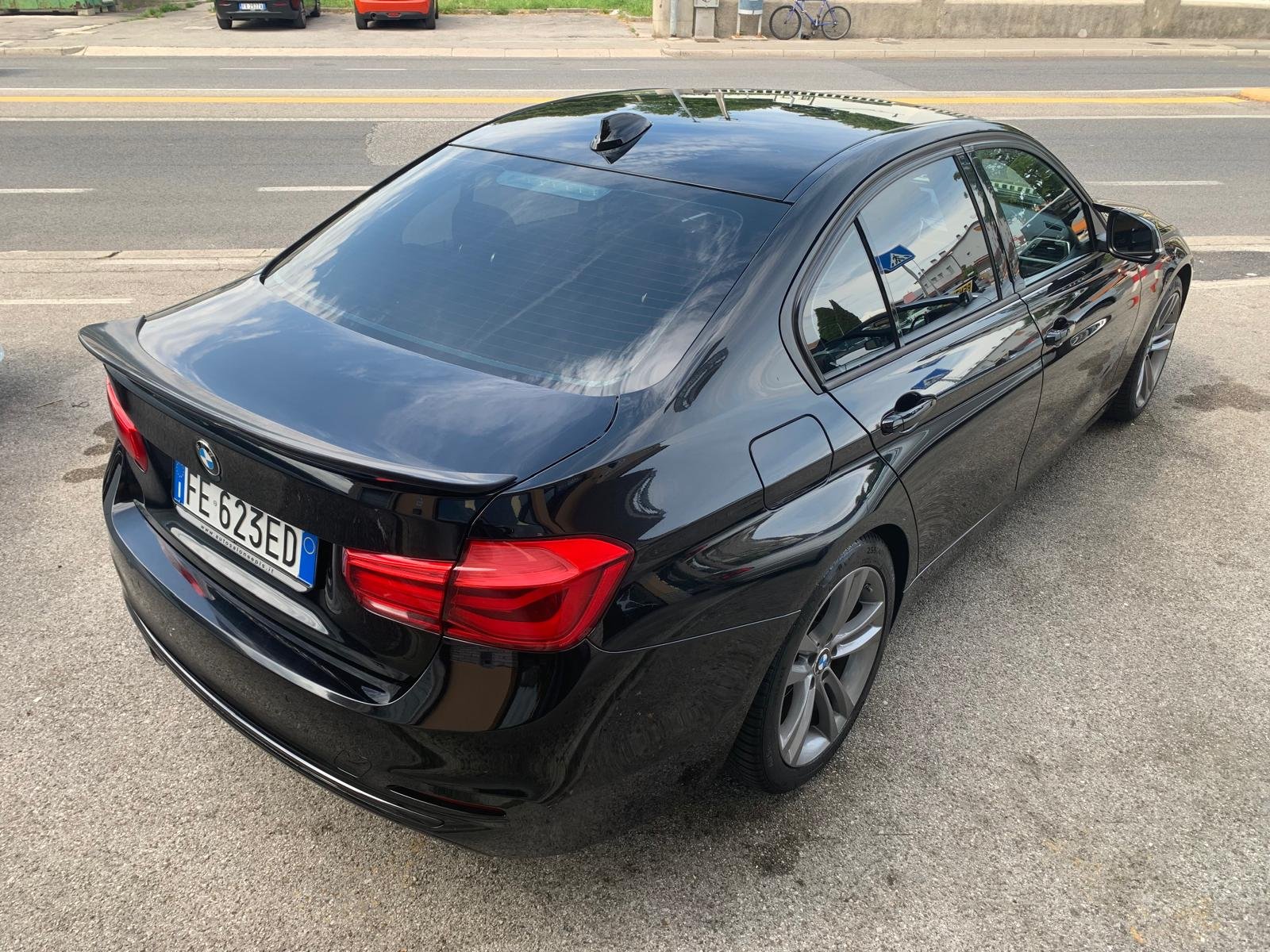 BMW 320 F30
