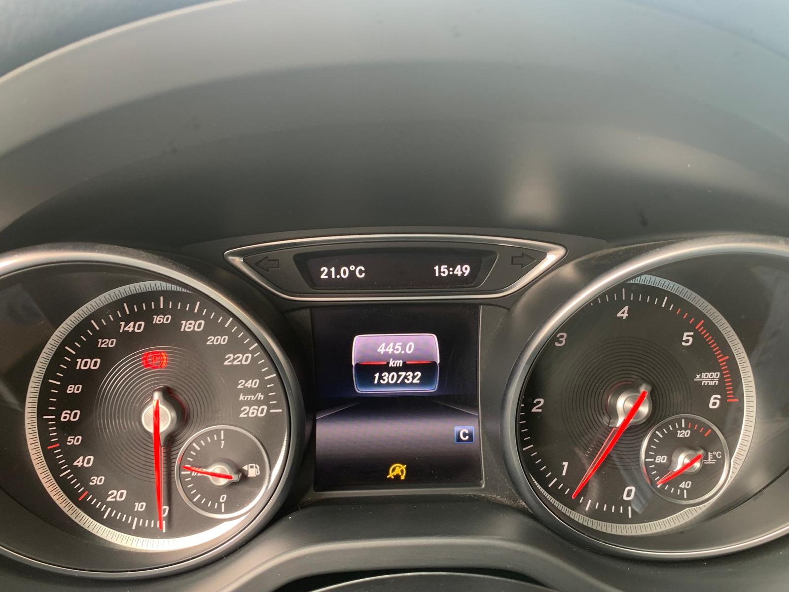 MERCEDES-BENZ CLA 200d PREMIUM AMG PACK