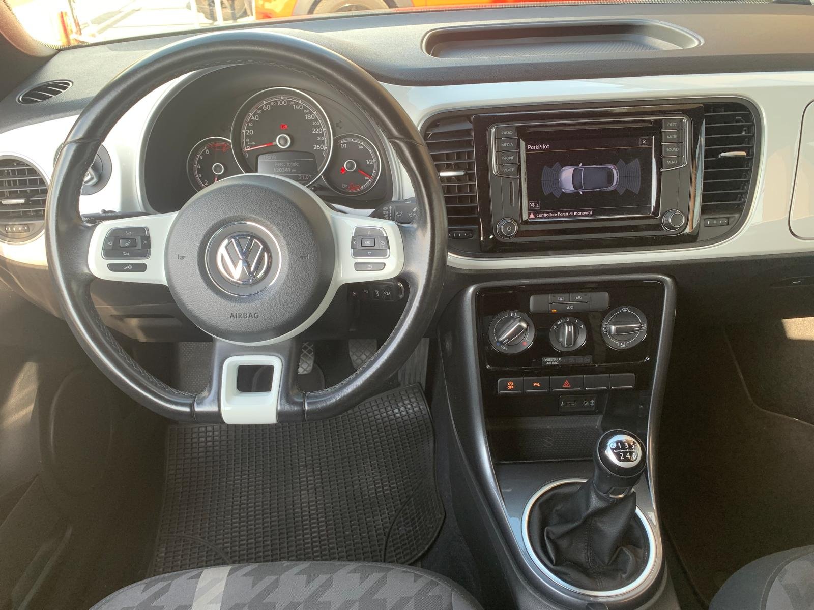 VOLKSWAGEN MAGGIOLINO CABRIO