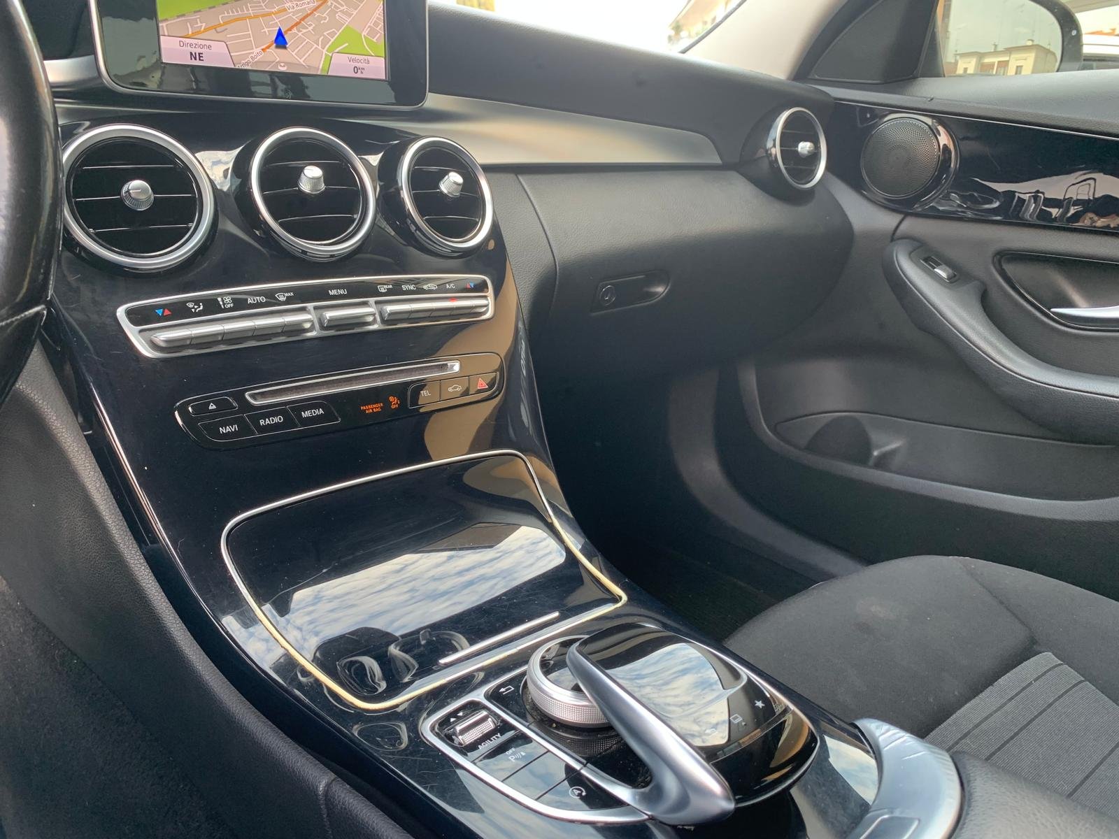 MERCEDES-BENZ C 200 d