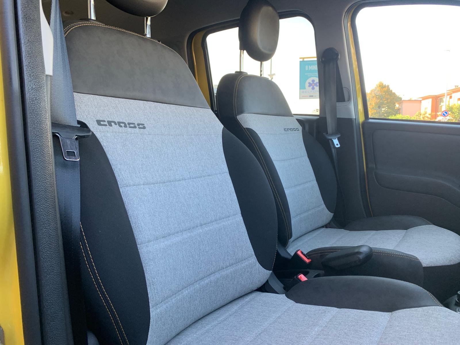 FIAT PANDA HYBRID CITY CROSS