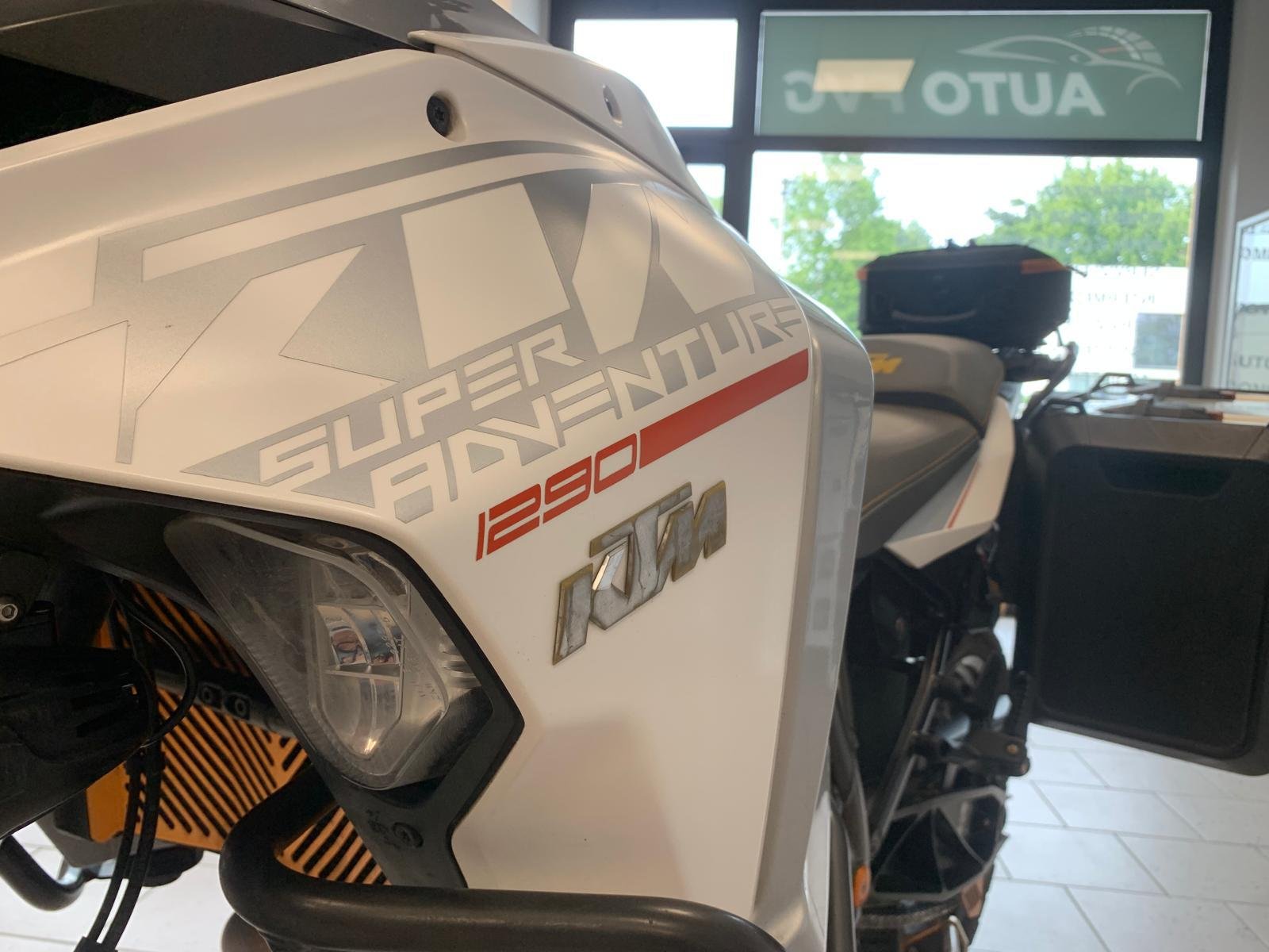 KTM 1290 SUPER ADVENTURE T