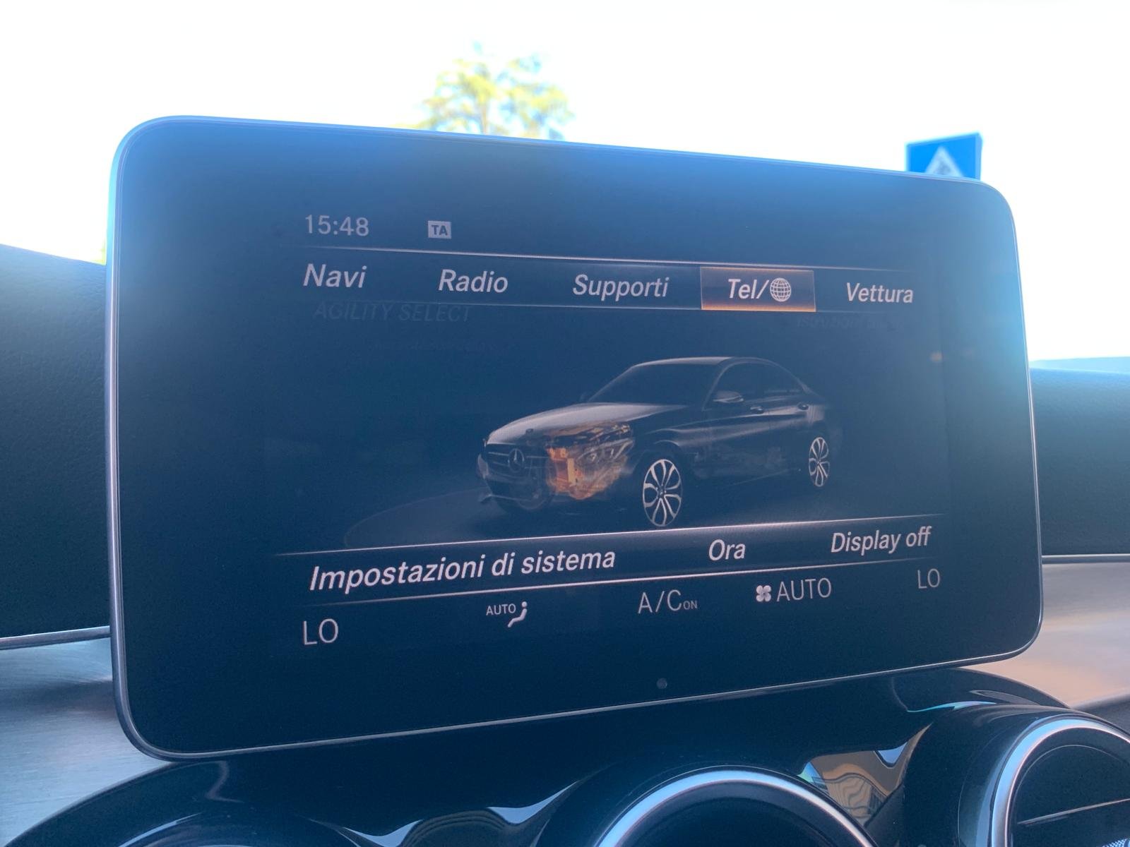 MERCEDES-BENZ C220