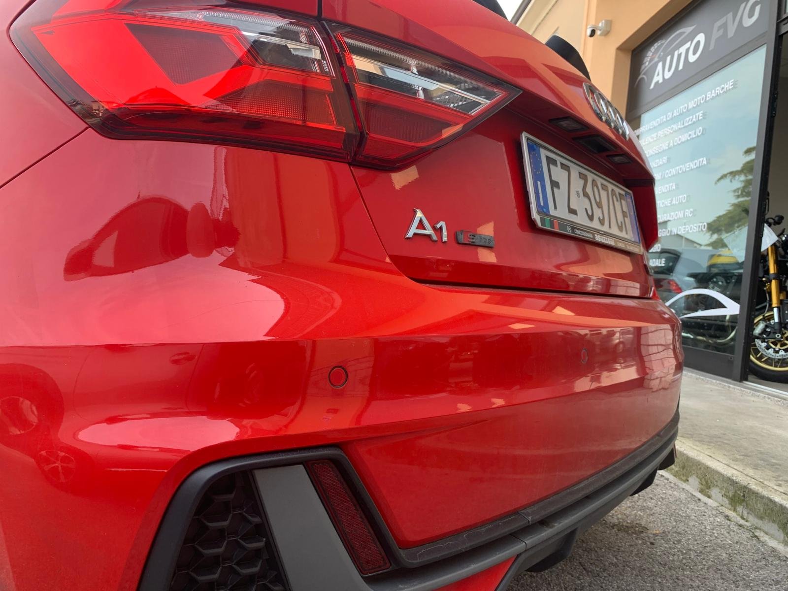 AUDI A1 S-LINE S-TRONIC