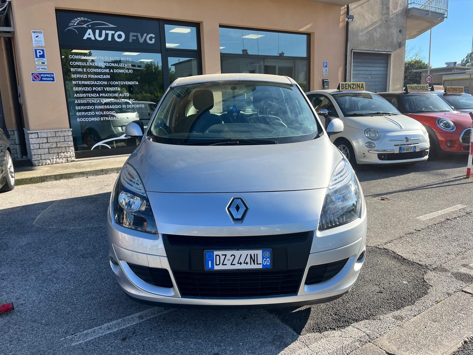 RENAULT SCENIC