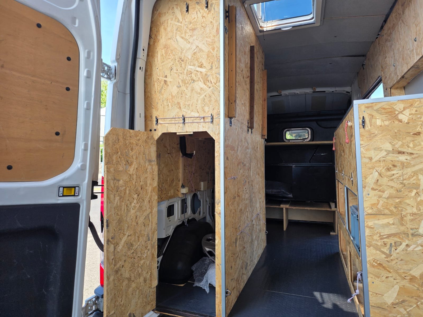 FORD TRANSIT CAMPERIZZATO
