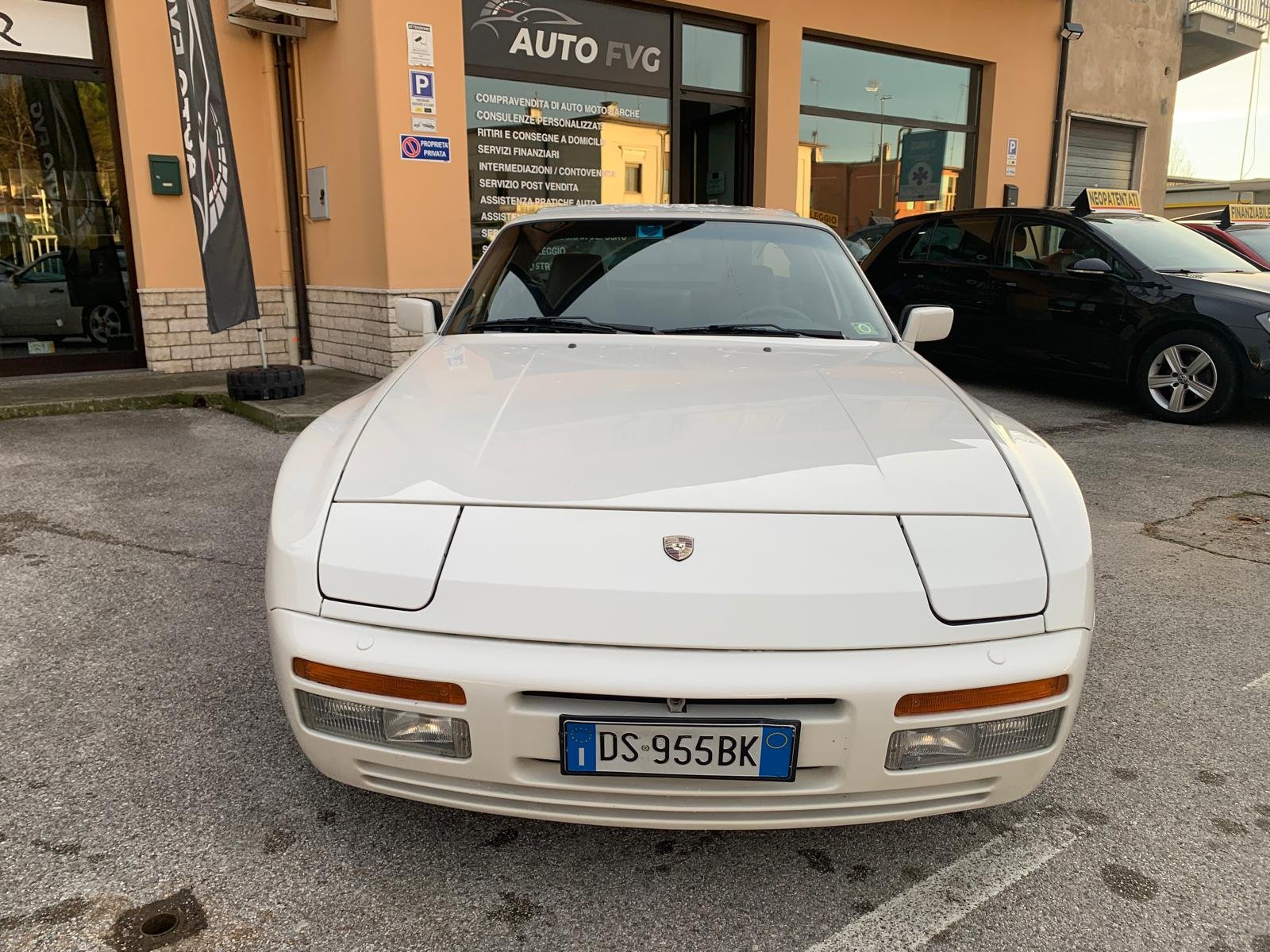PORSCHE 944 S2