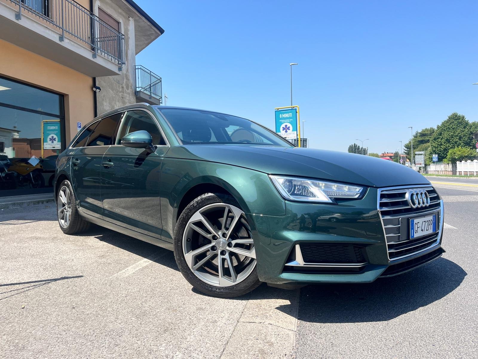 AUDI A4 AVANT