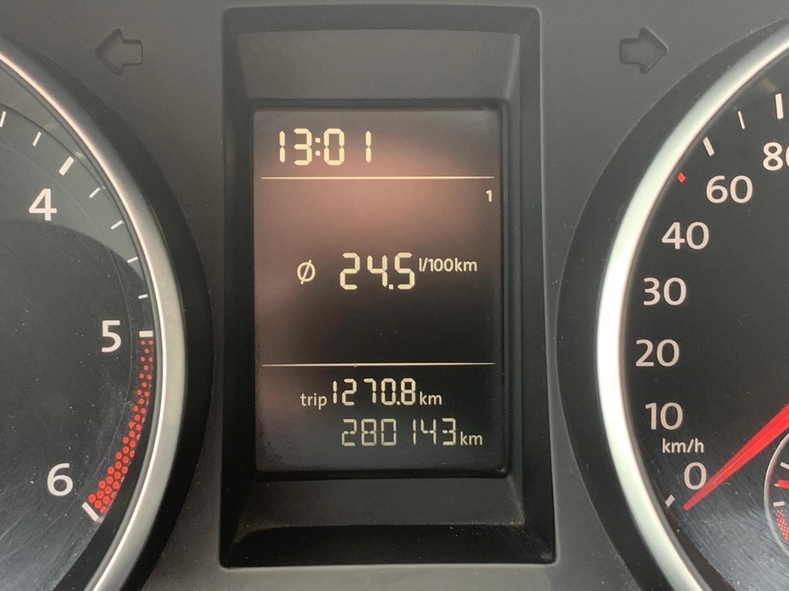 VOLKSWAGEN GOLF VI
