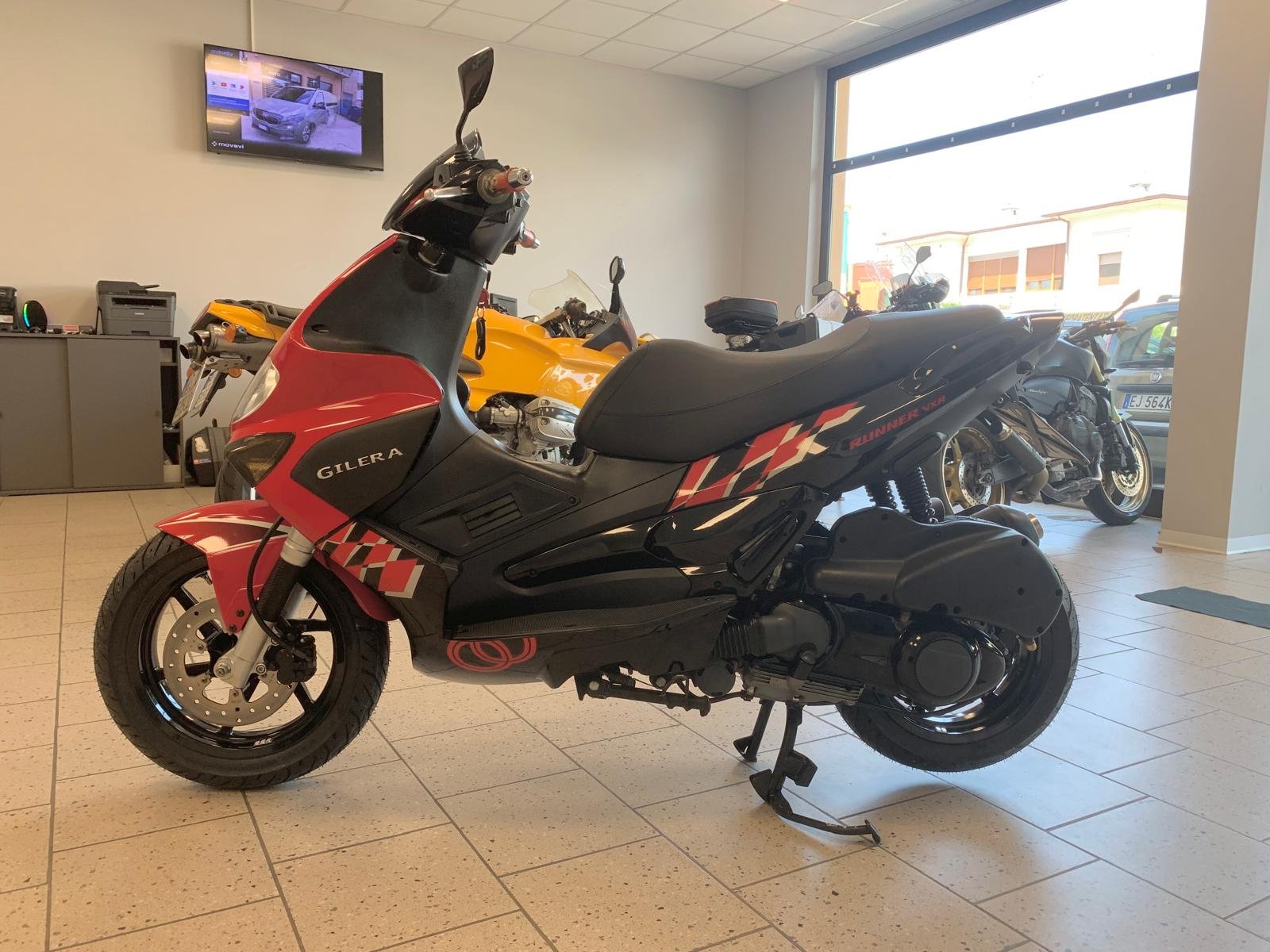 GILERA RUNNER VXR 200