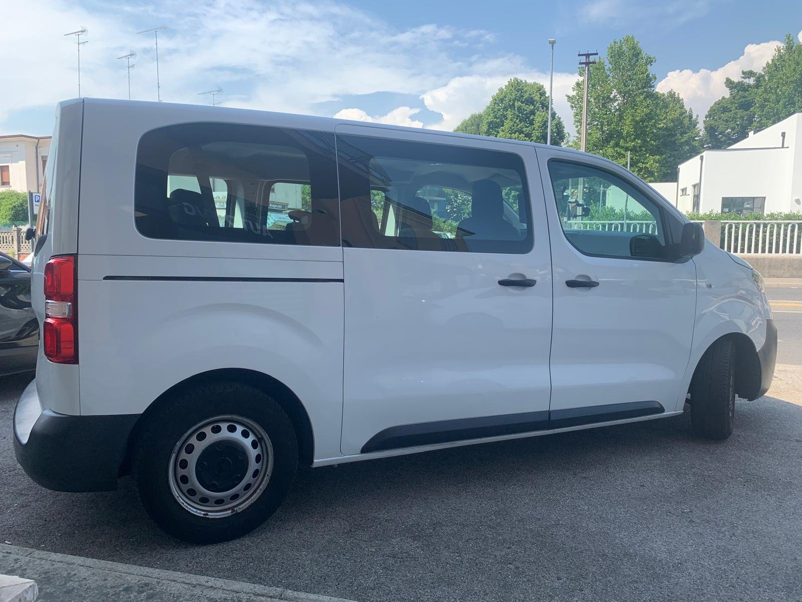 OPEL VIVARO 8 POSTI