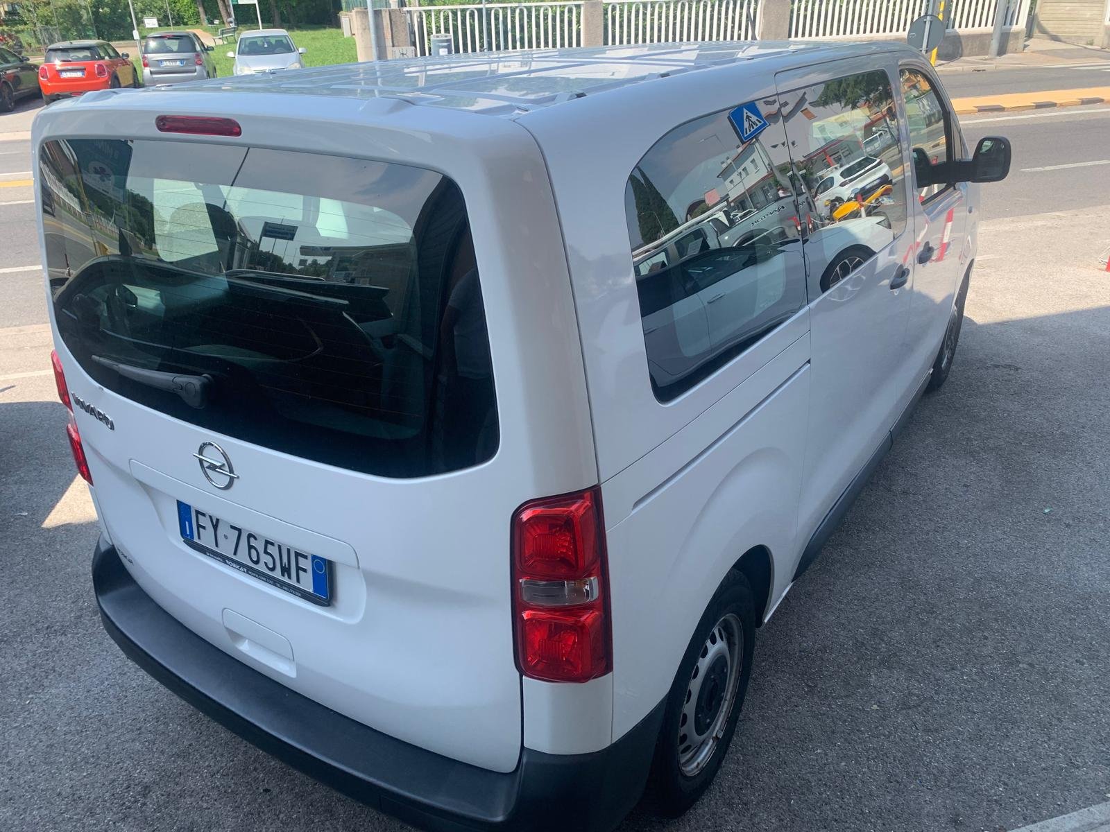 OPEL VIVARO 8 POSTI