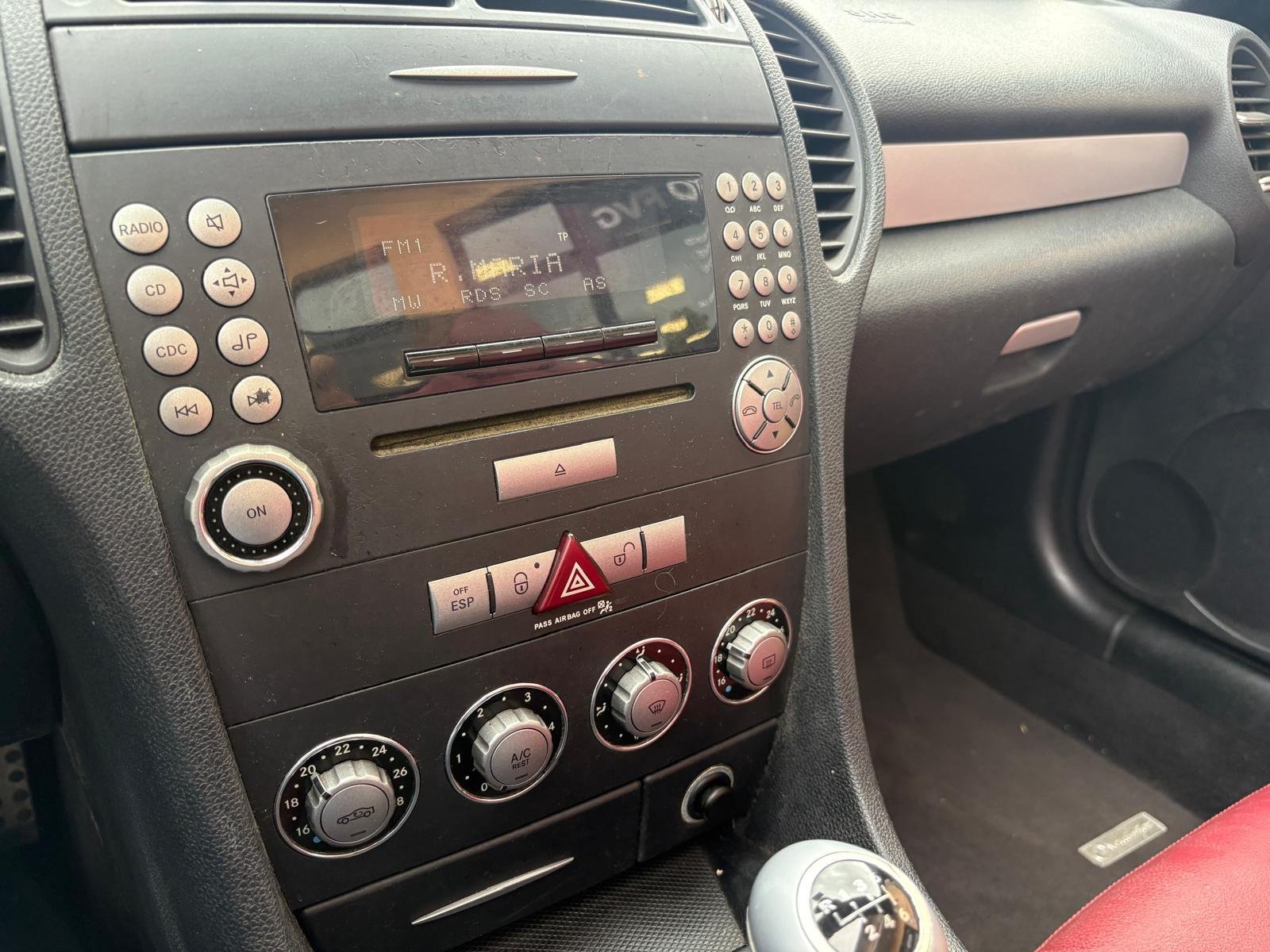 MERCEDES-BENZ SLK 200 KOMPRESSOR CAT SPORT