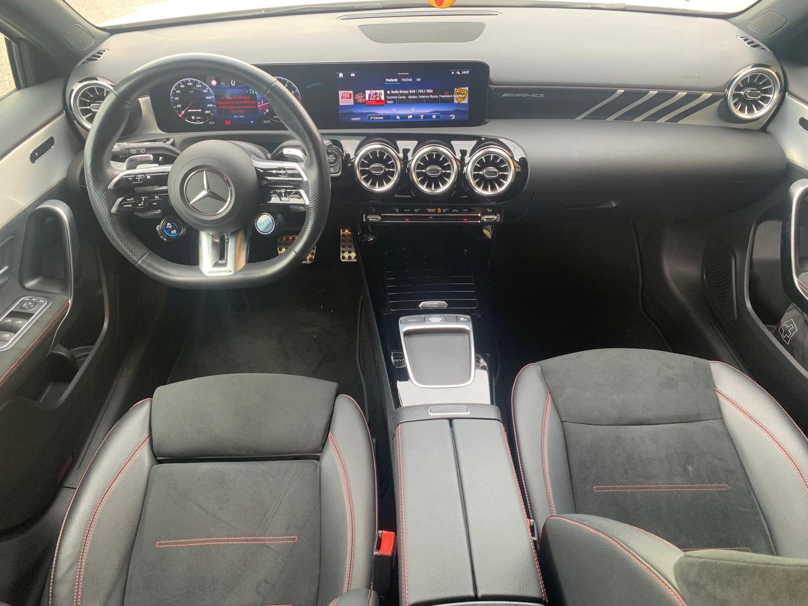 MERCEDES-BENZ A35 AMG 4MATIC