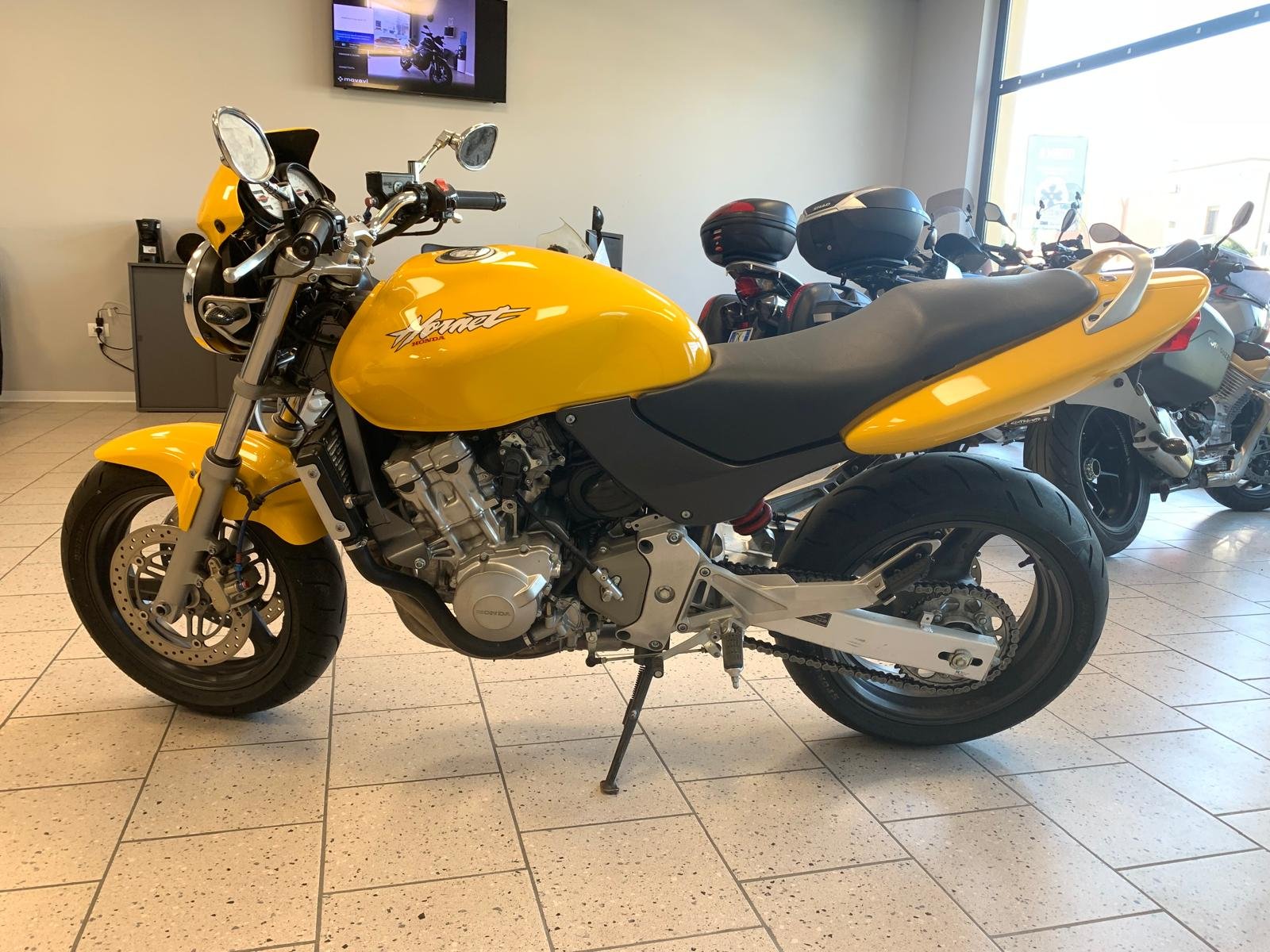 HONDA HORNET