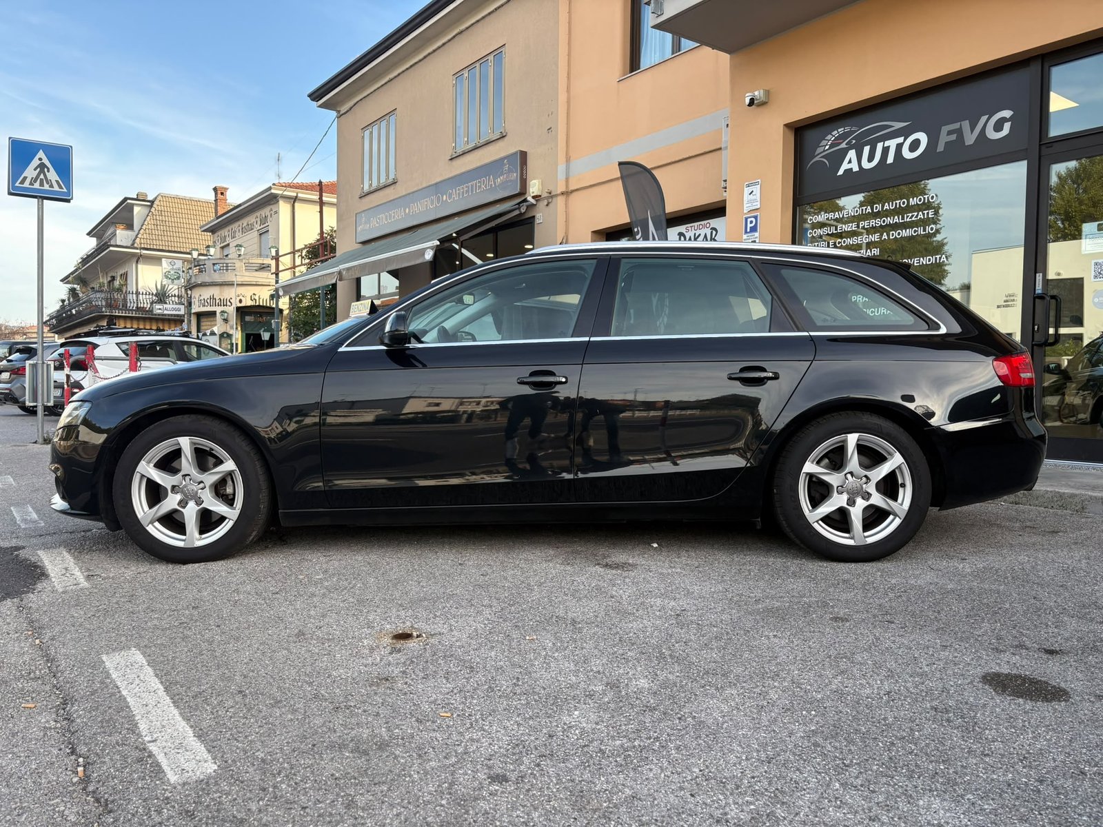 AUDI A4 AVANT
