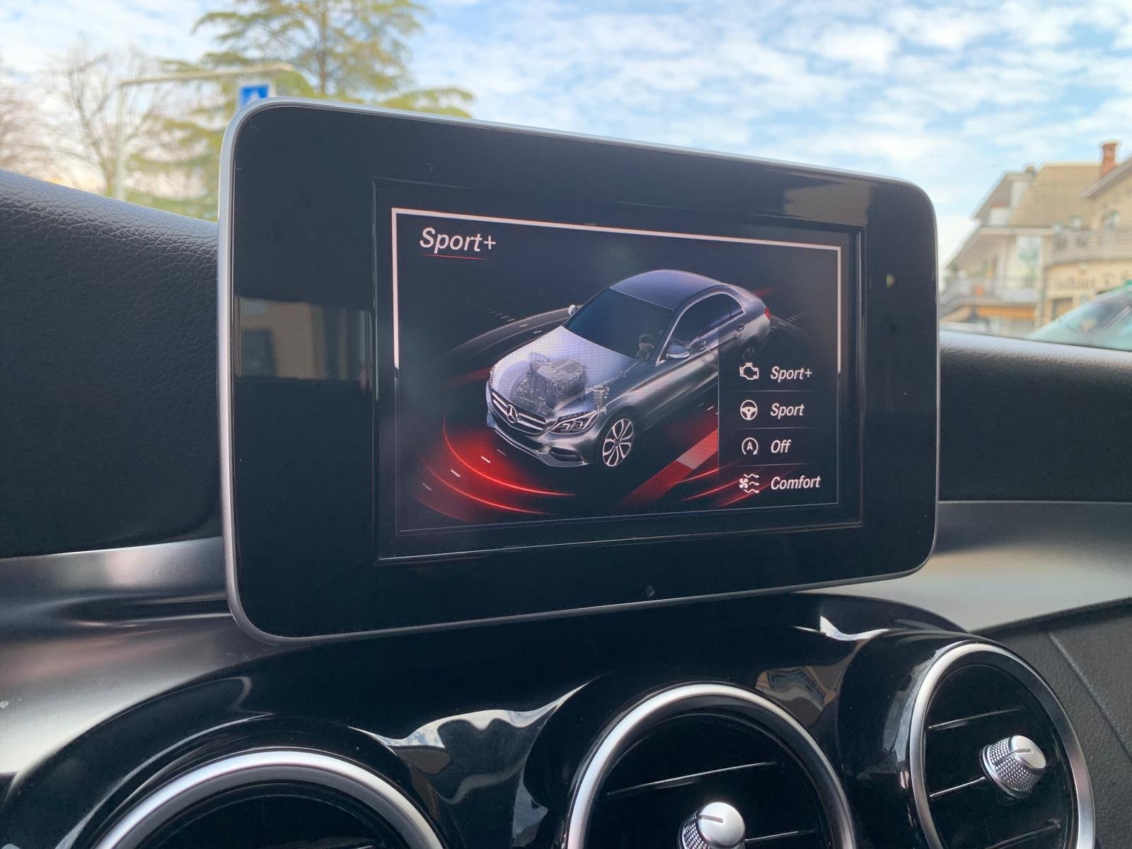 MERCEDES-BENZ C 200 d