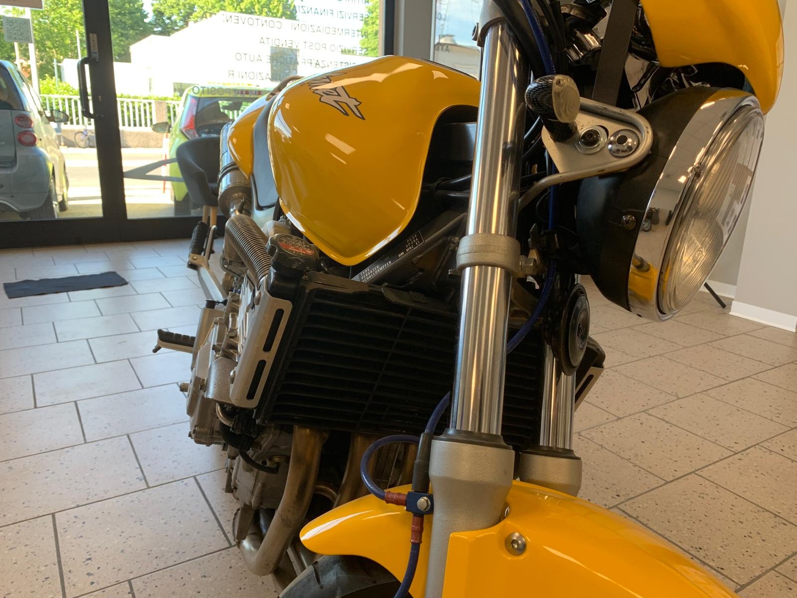 HONDA HORNET