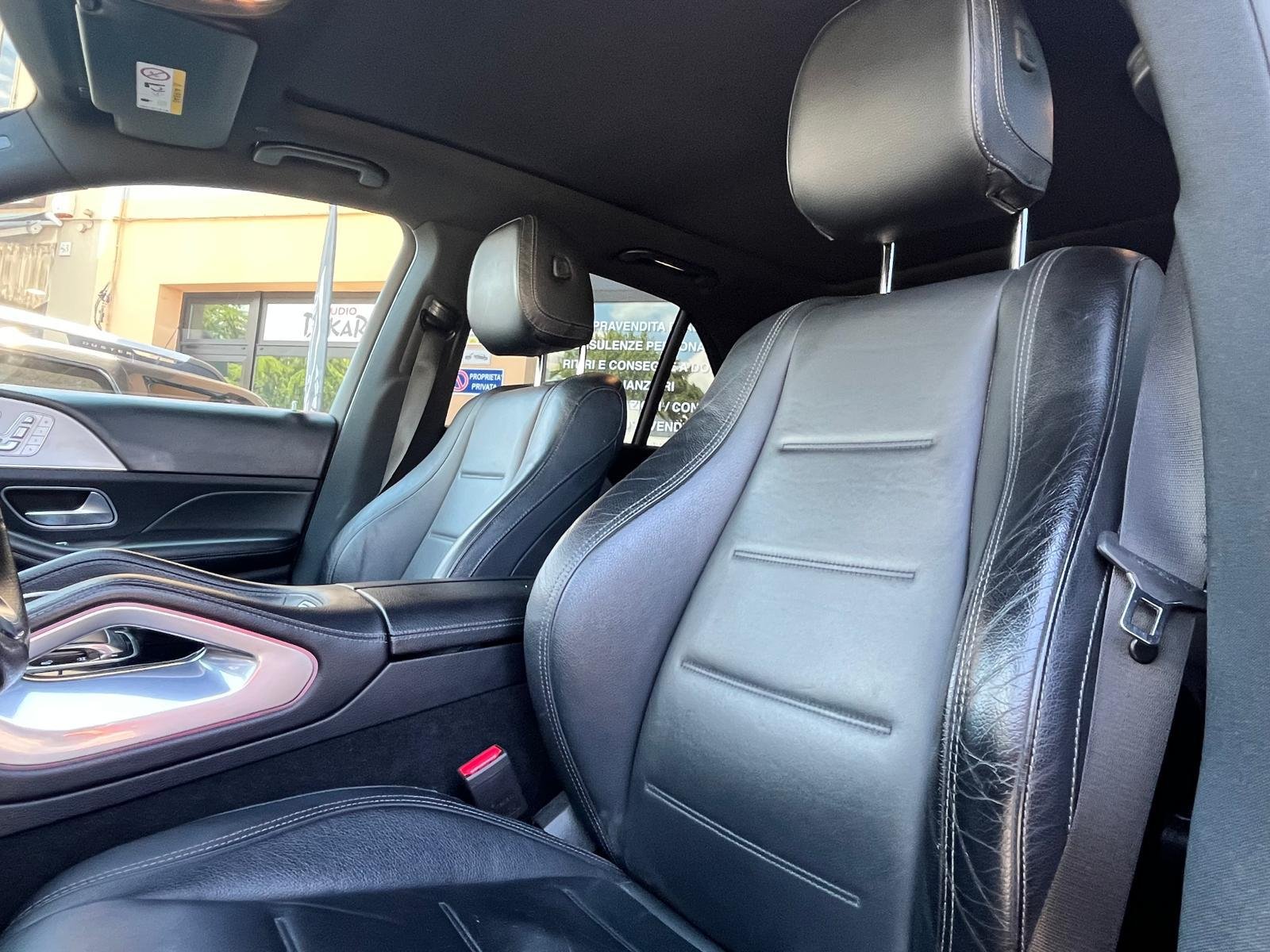 MERCEDES-BENZ GLE 300d 4MATIC
