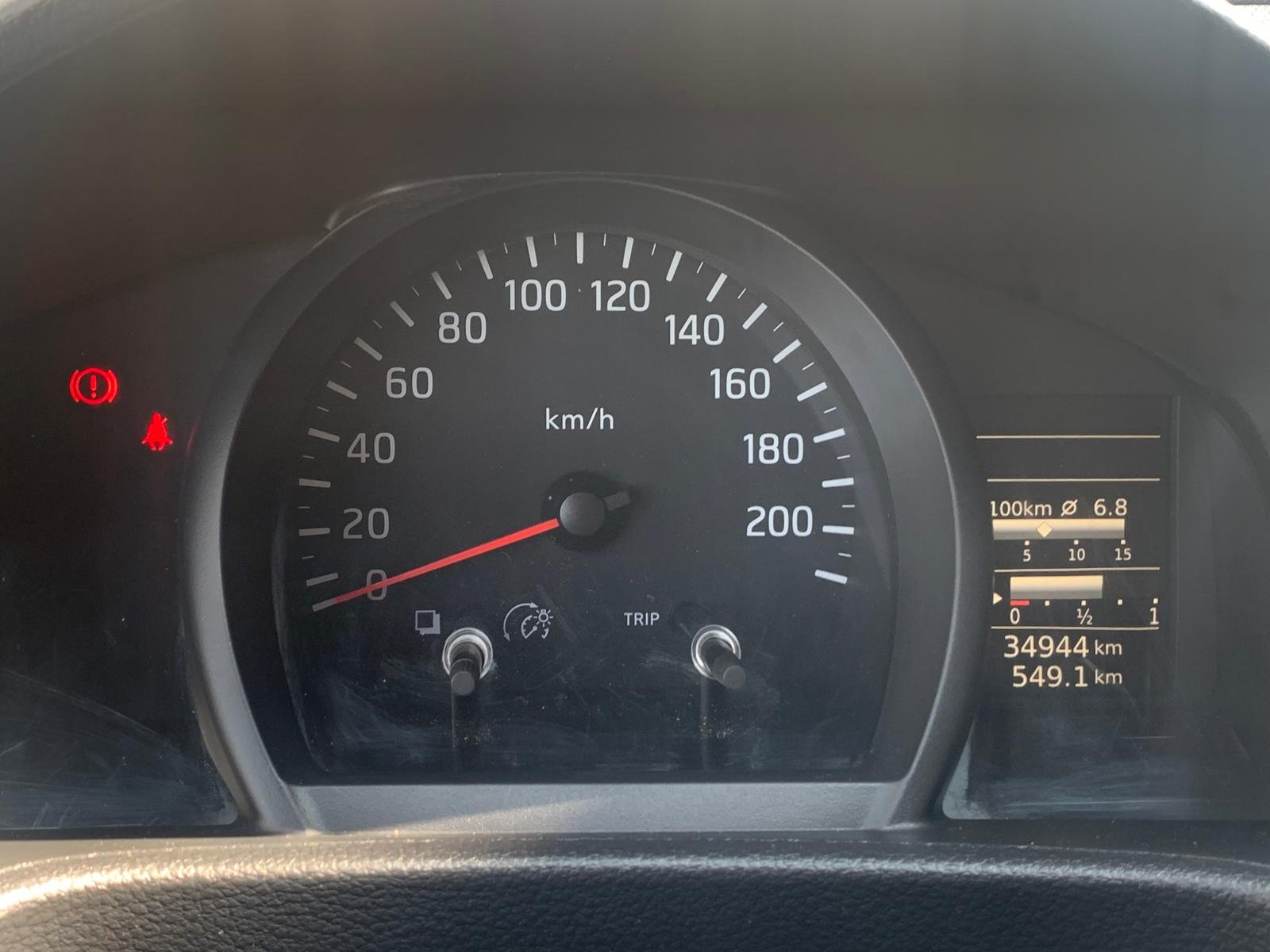 NISSAN NV200