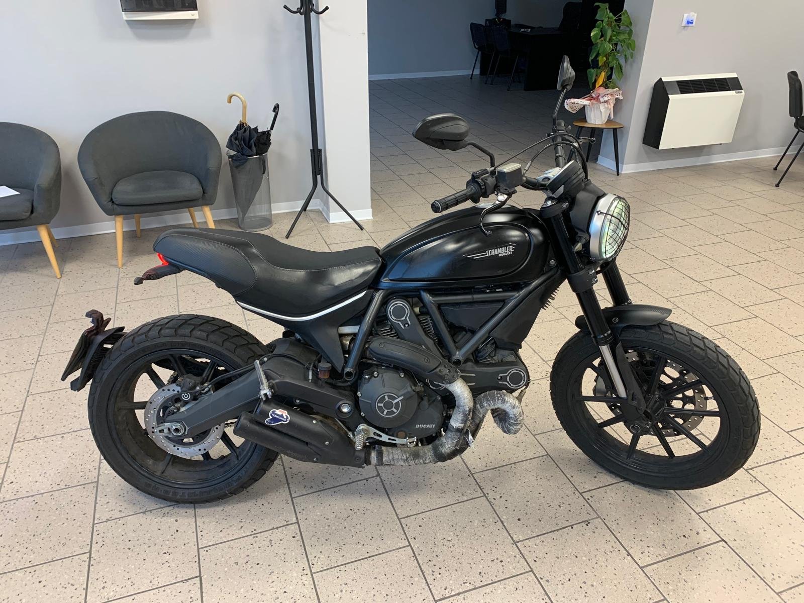 DUCATI SCRAMBLER 803