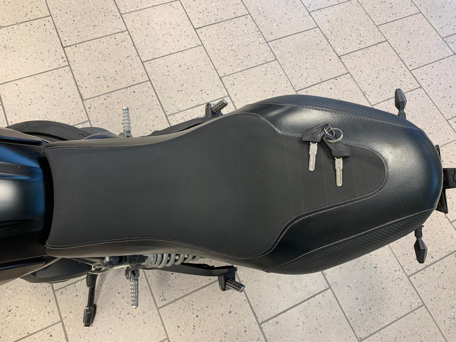 DUCATI SCRAMBLER 803