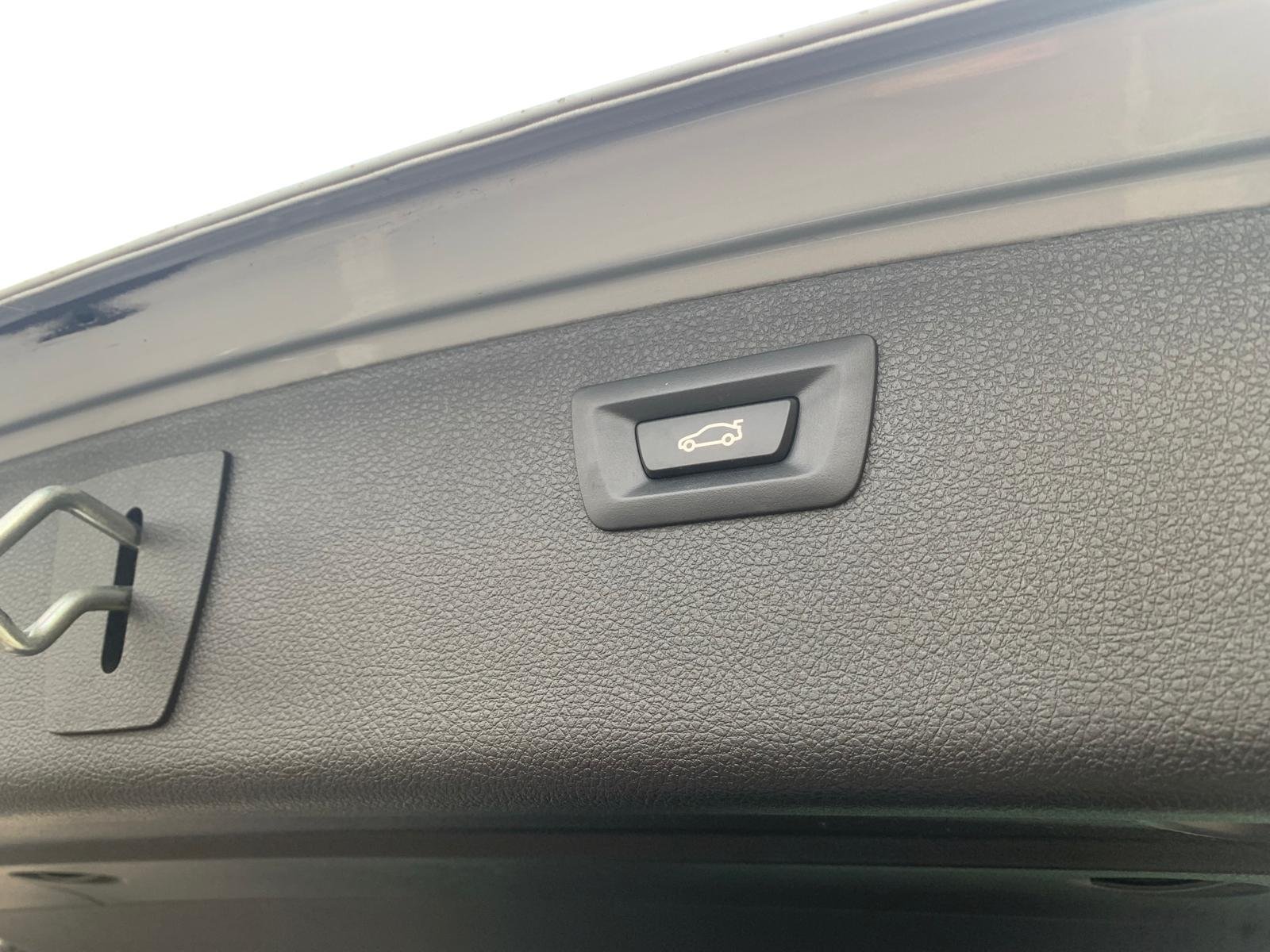 BMW 318D TOURING SPORT