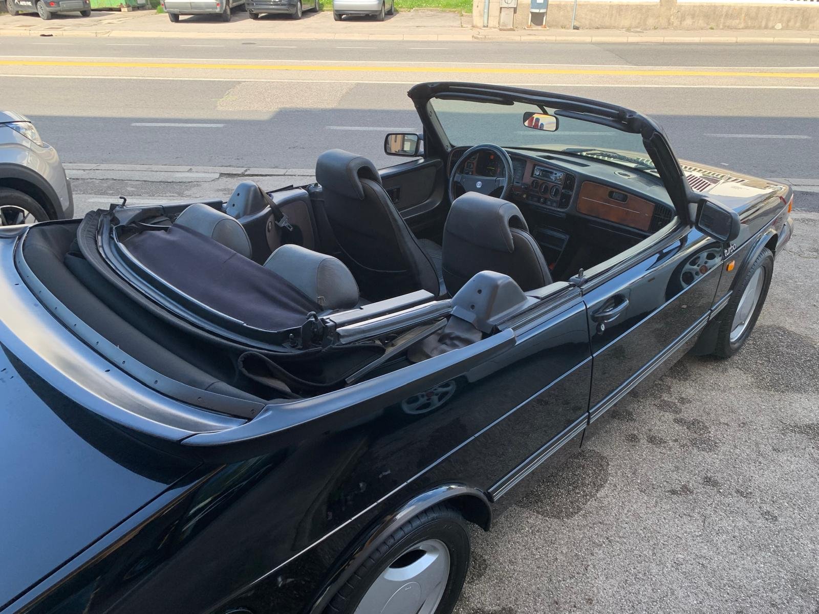 SAAB 900i Cabrio