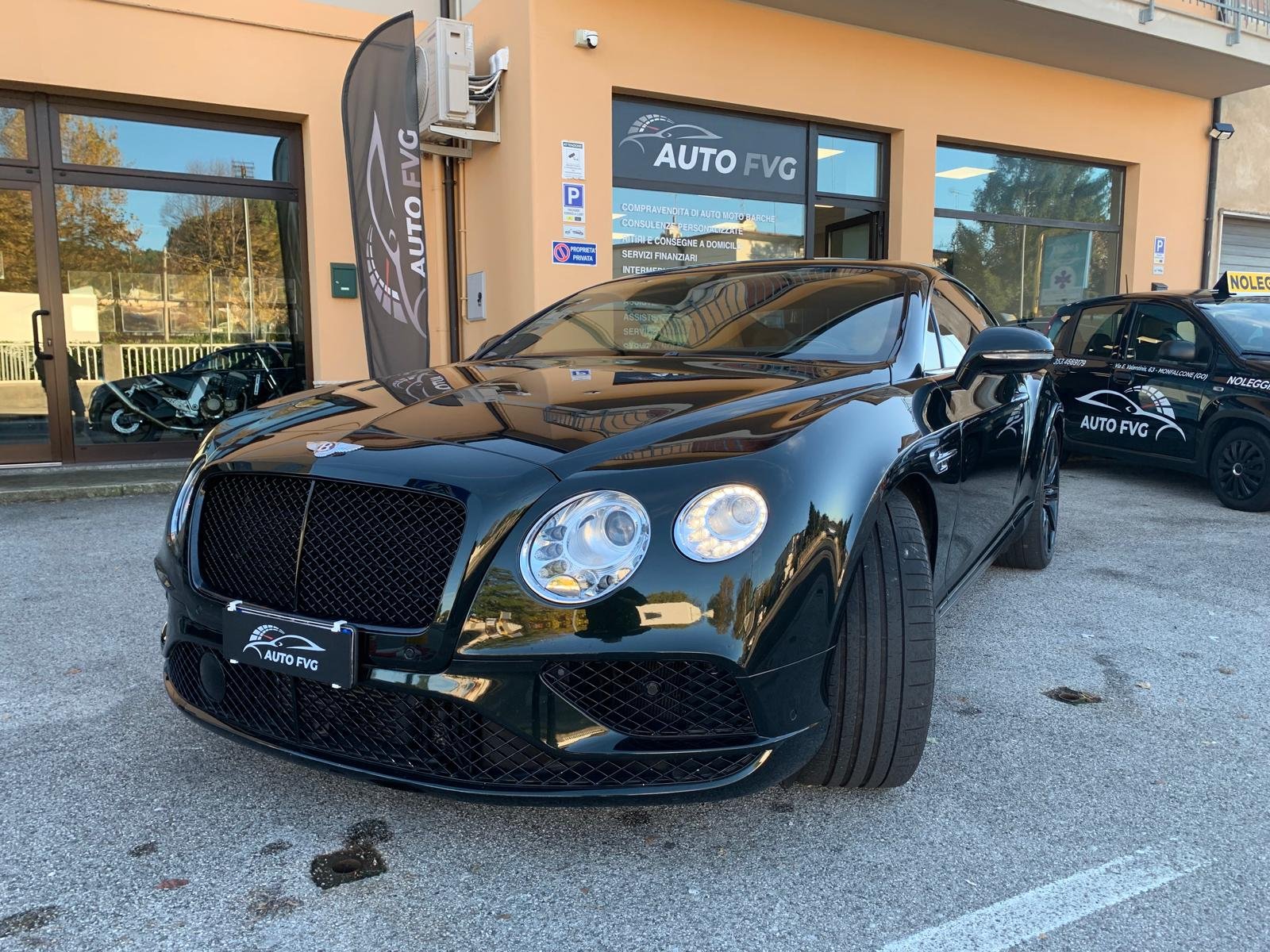 BENTLEY CONTINENTAL GT V8