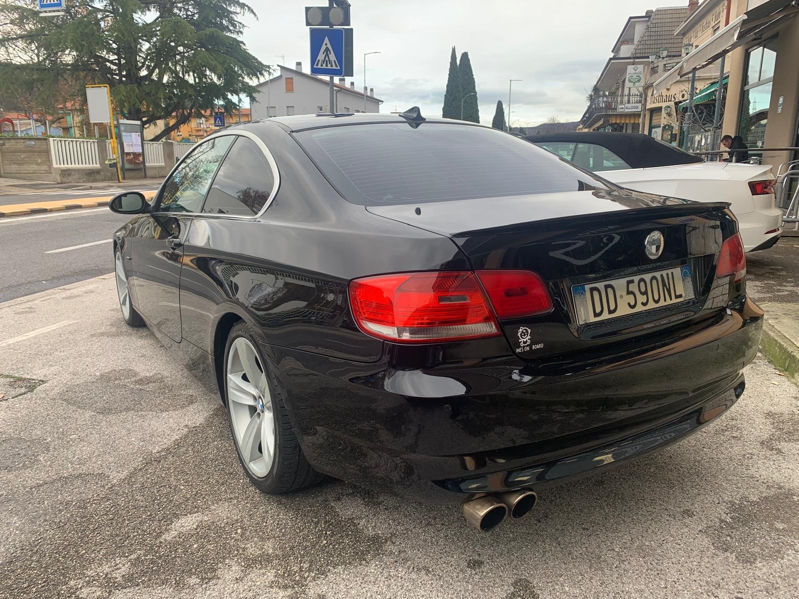 BMW E92 325i