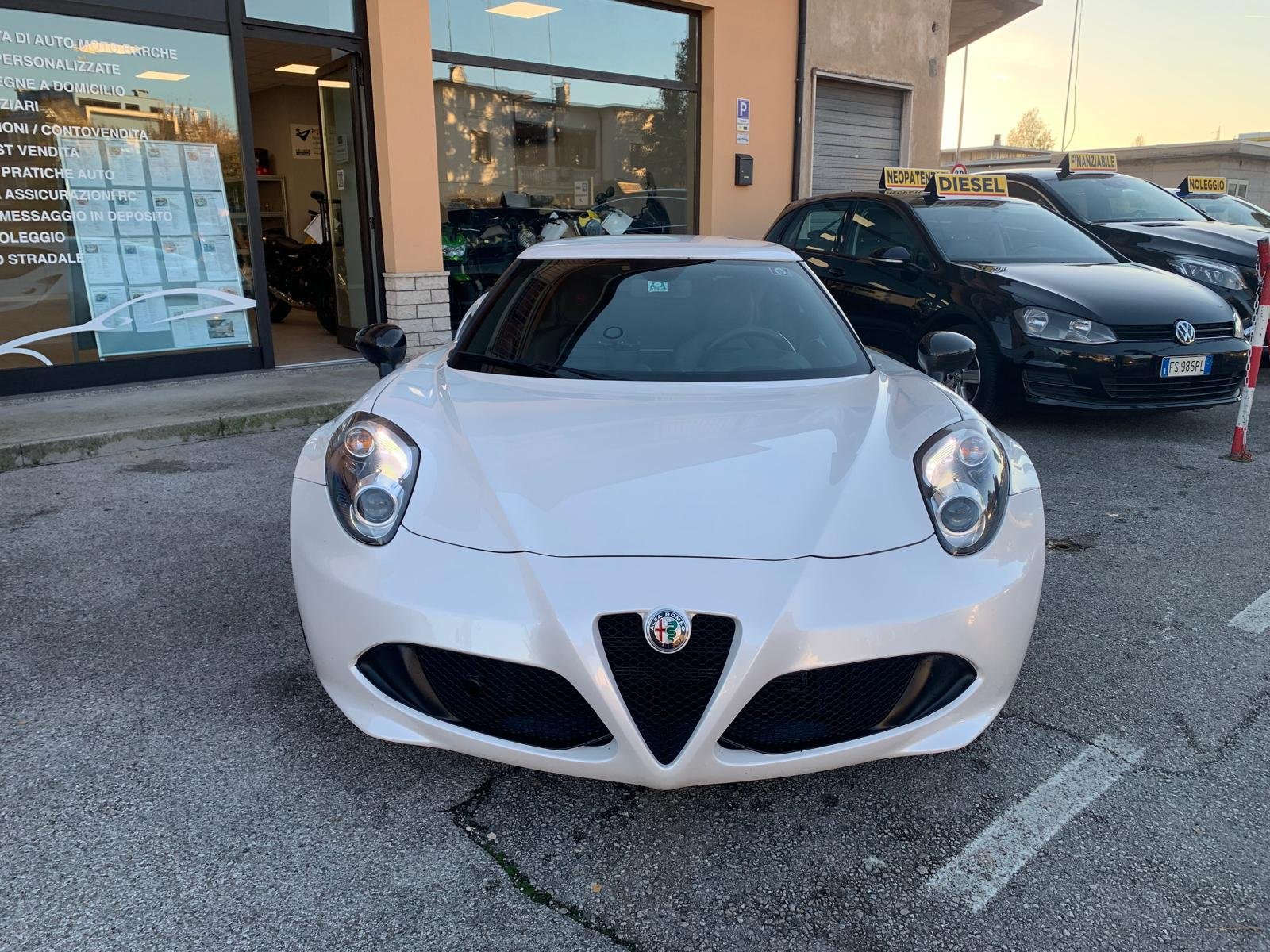 ALFA ROMEO 4C