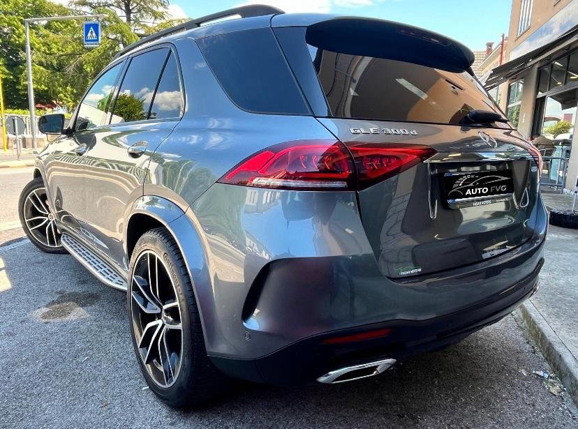 MERCEDES-BENZ GLE 300d 4MATIC