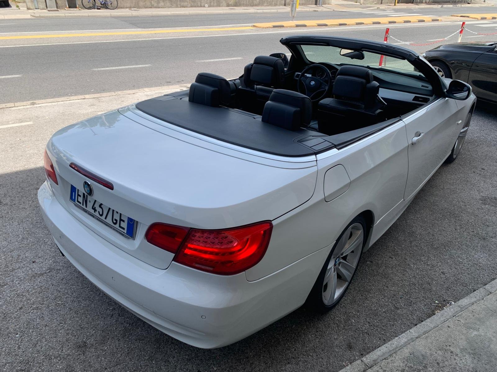 BMW E93 320d CABRIO