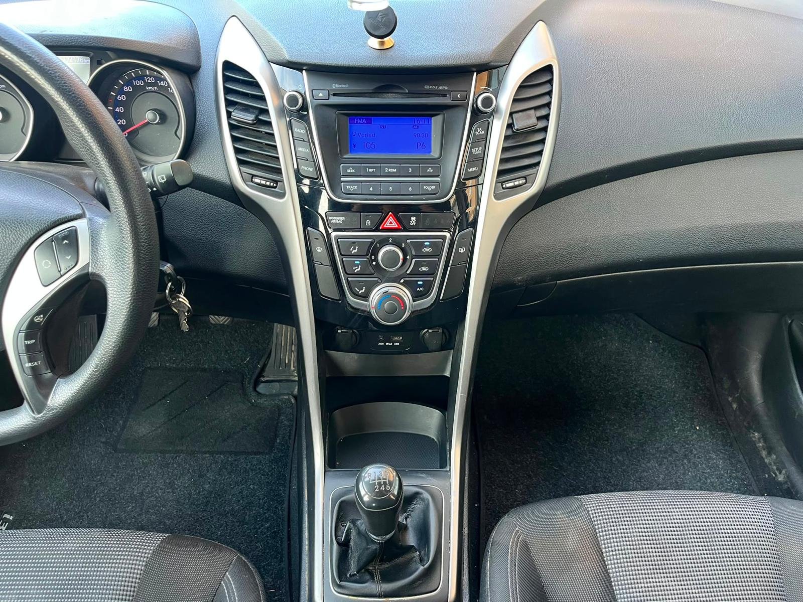 HYUNDAI I30