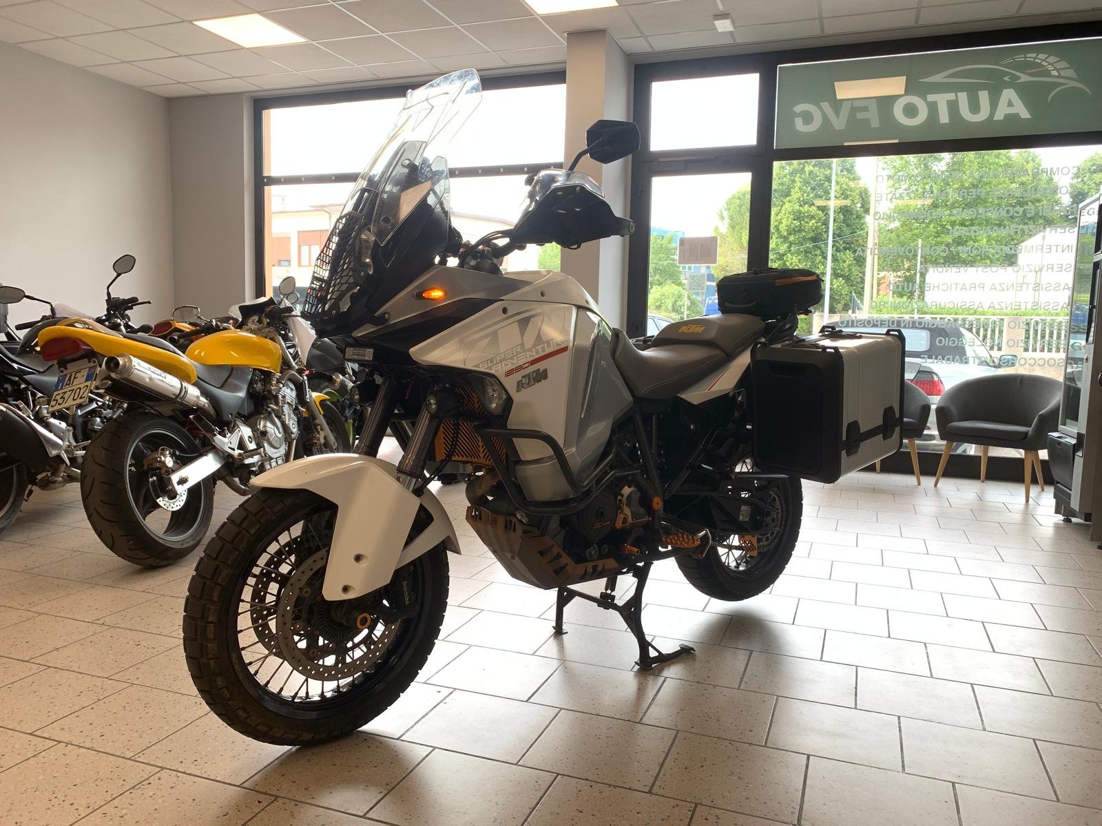 KTM 1290 SUPER ADVENTURE T