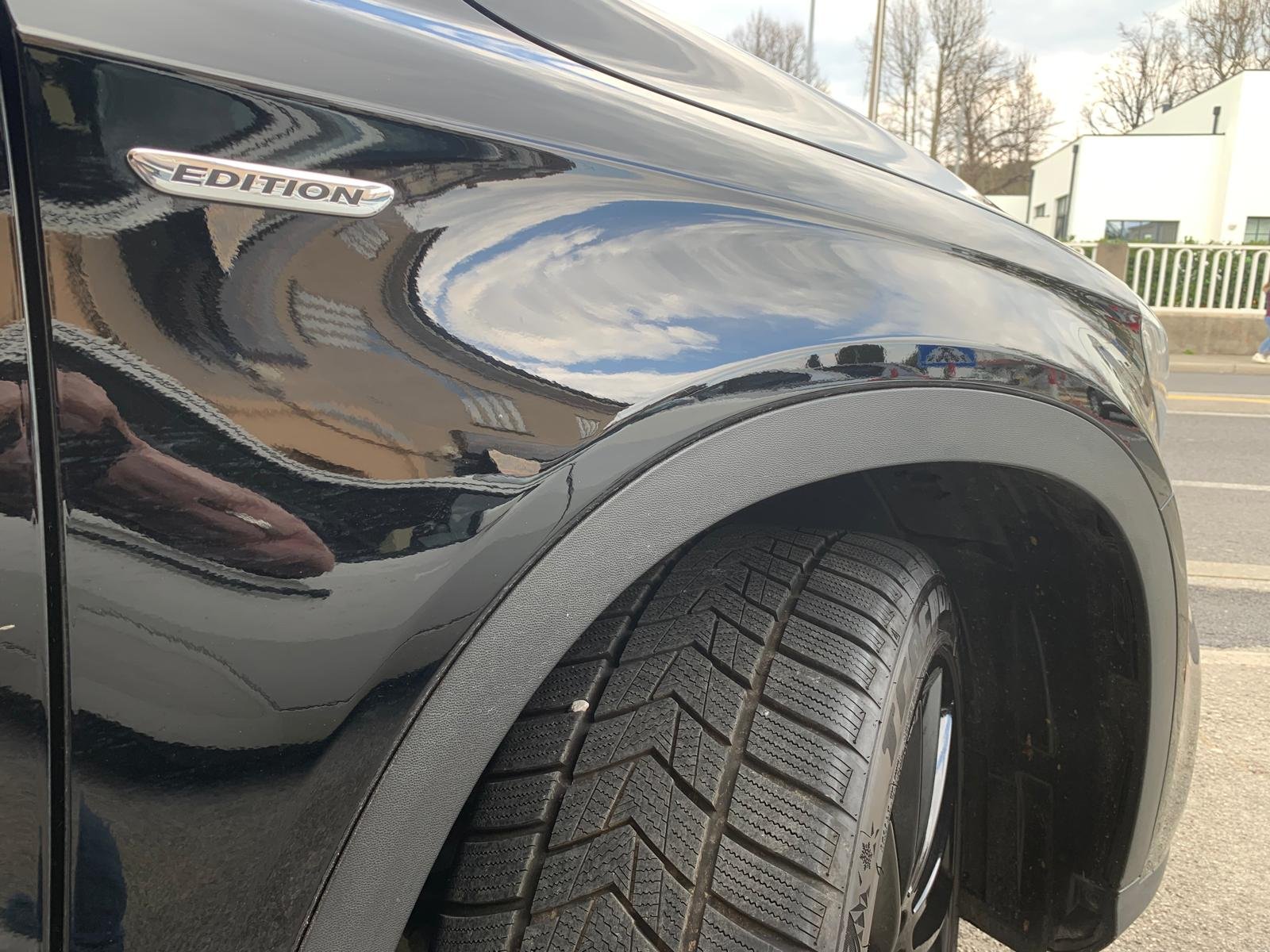 MERCEDES-BENZ GLA 180 EDITION