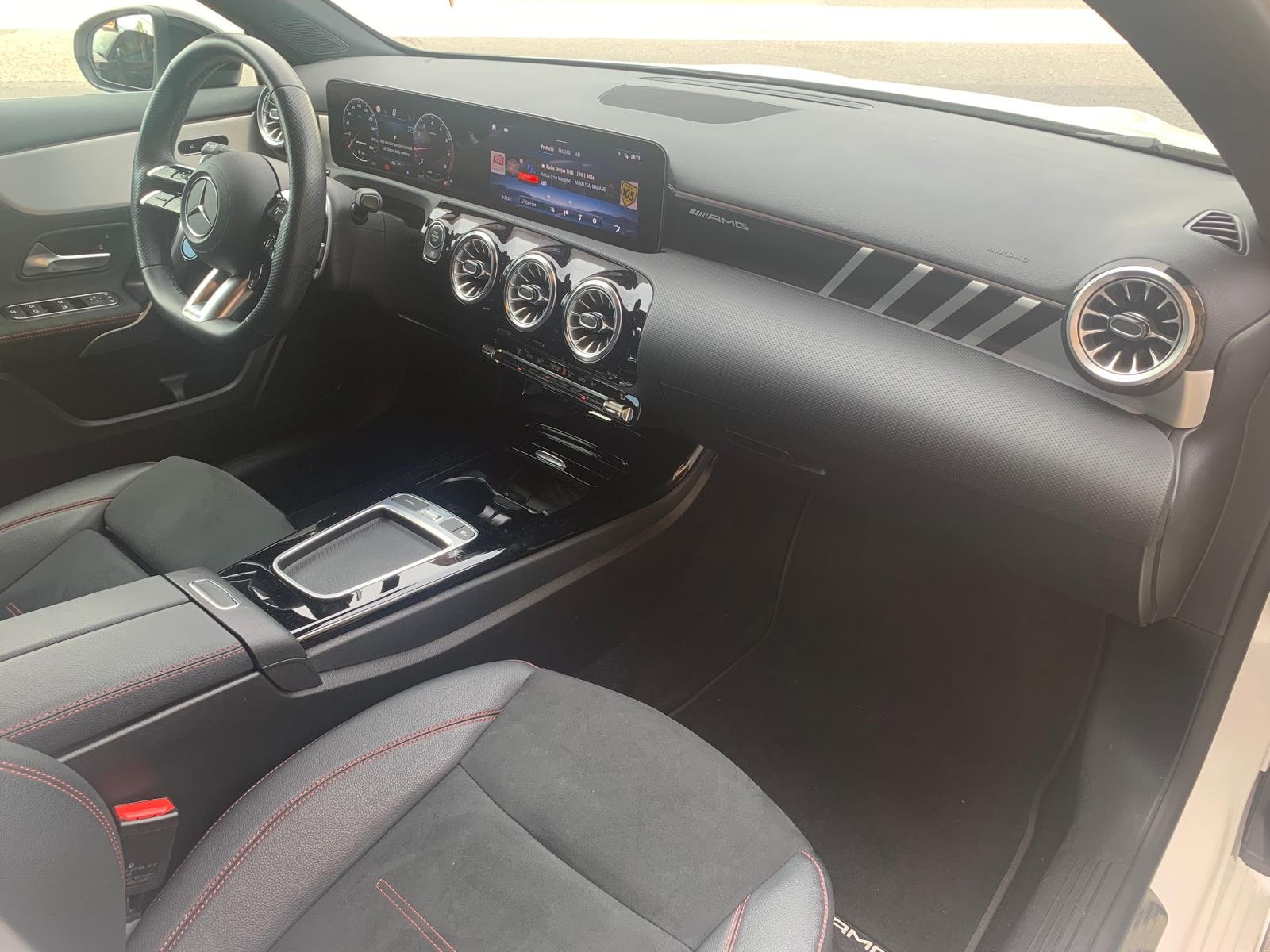 MERCEDES-BENZ A35 AMG 4MATIC