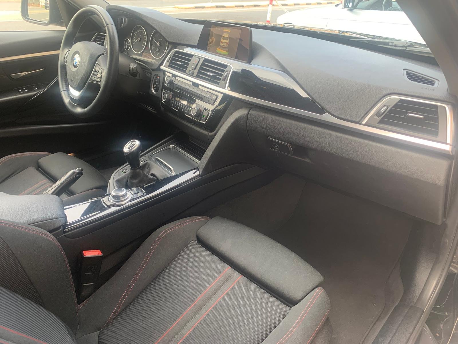 BMW 320 F30