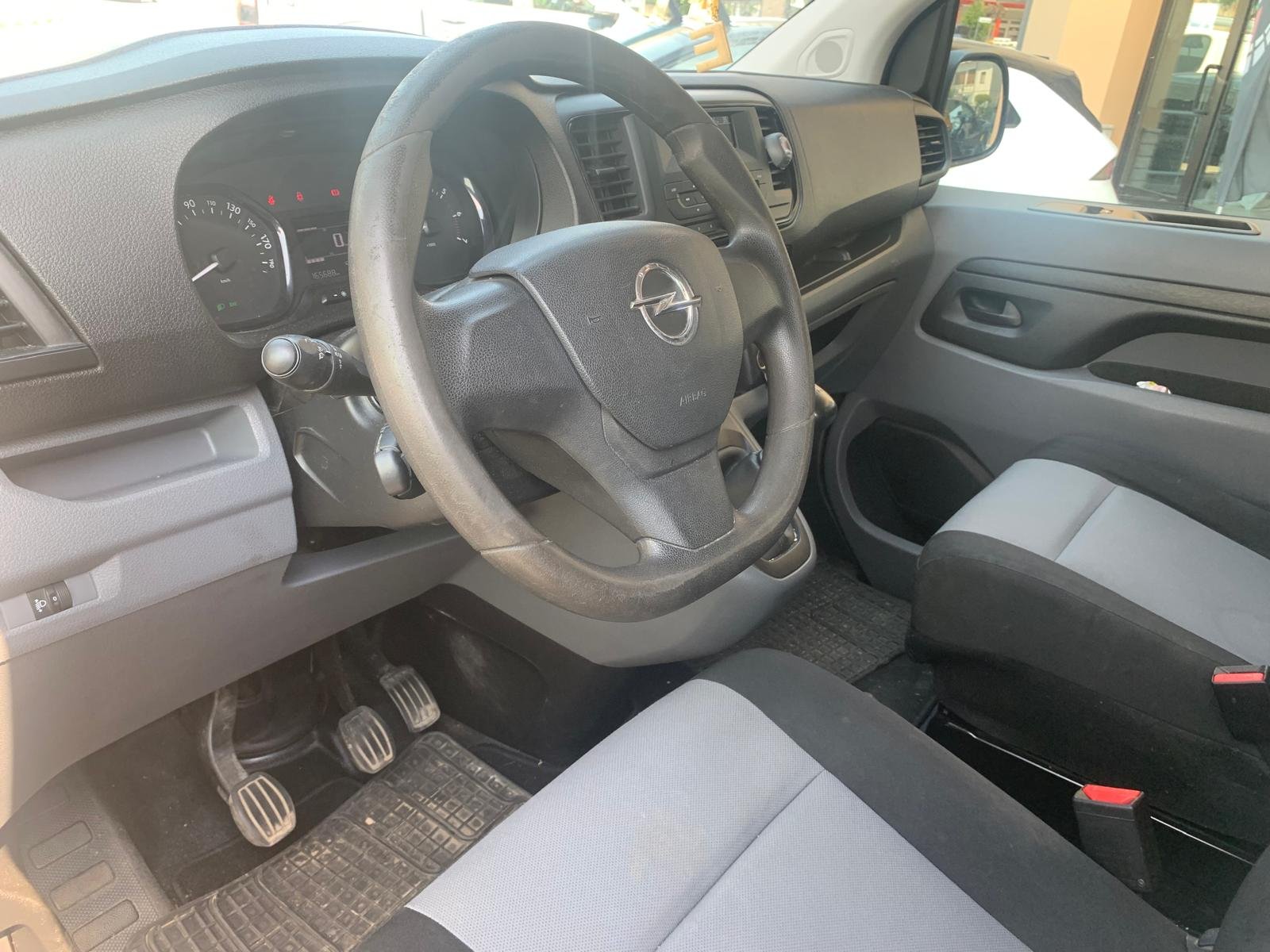 OPEL VIVARO 8 POSTI