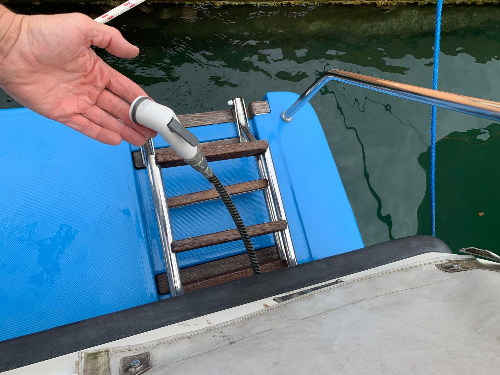 ACQUAVIVA FRONTIER 21