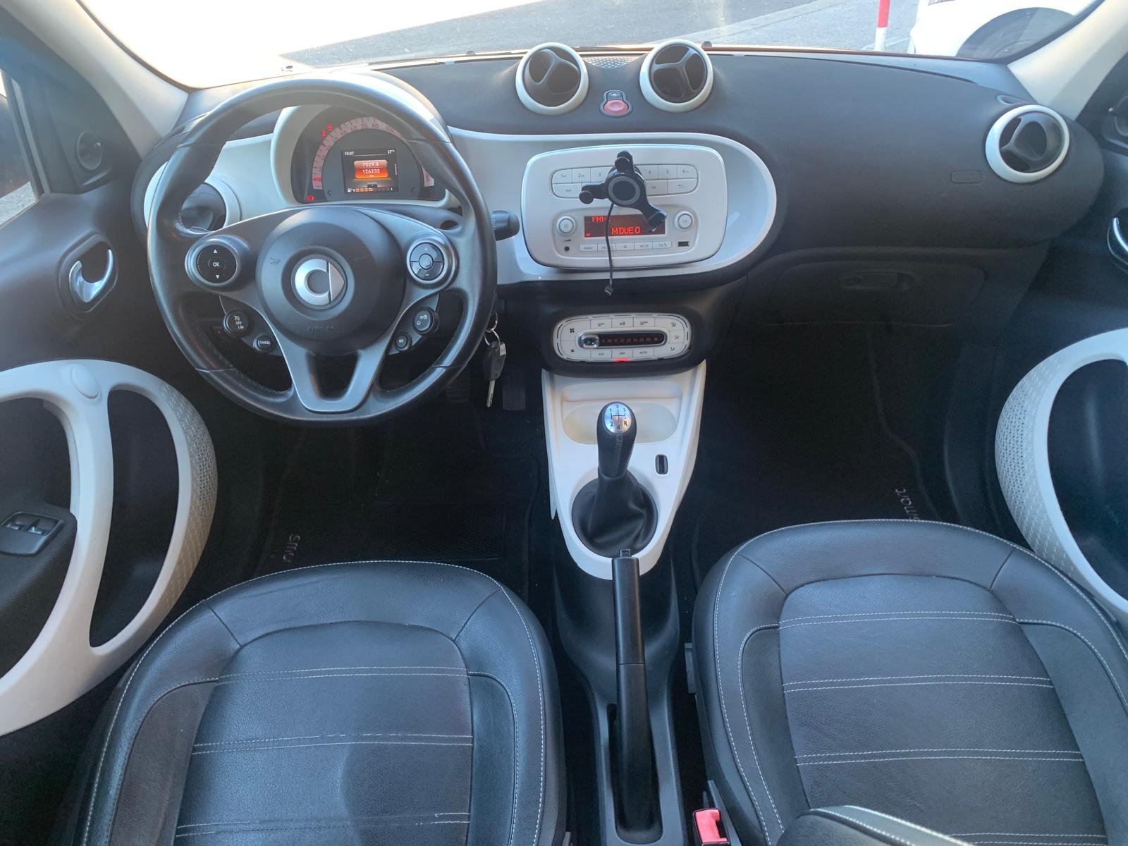SMART FORFOUR