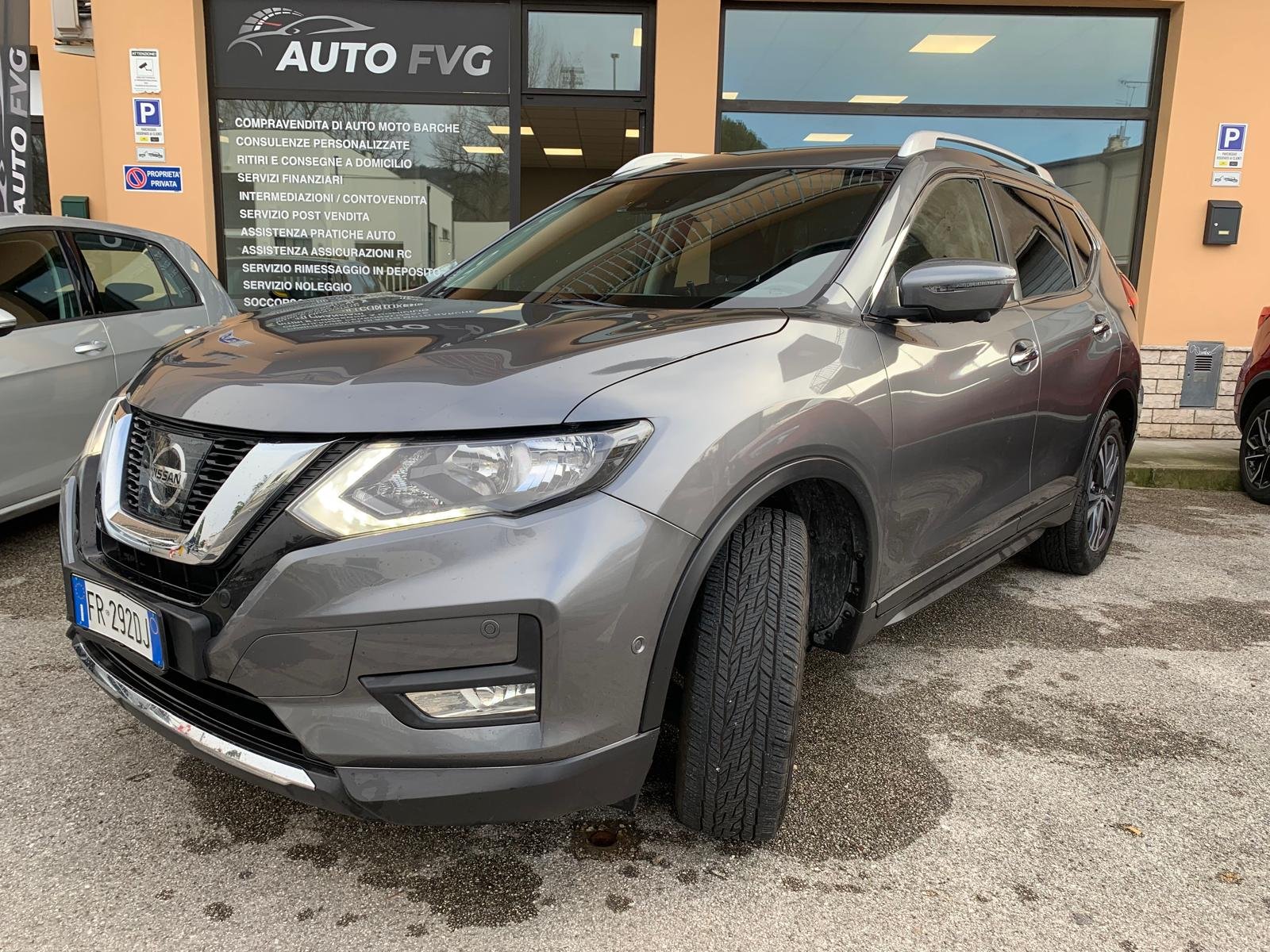 NISSAN X-TRAIL