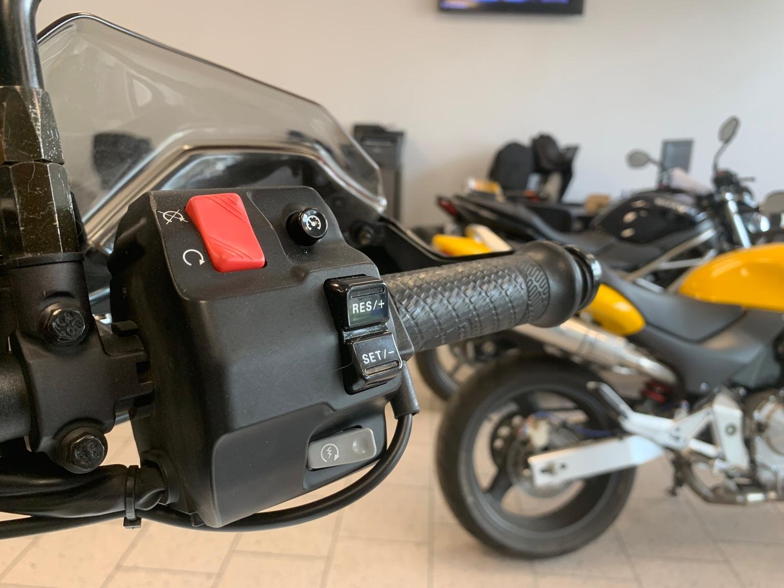KTM 1290 SUPER ADVENTURE T