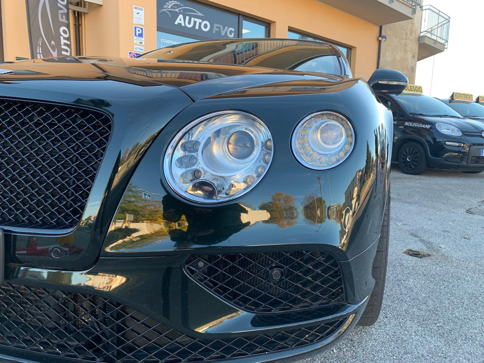 BENTLEY CONTINENTAL GT V8