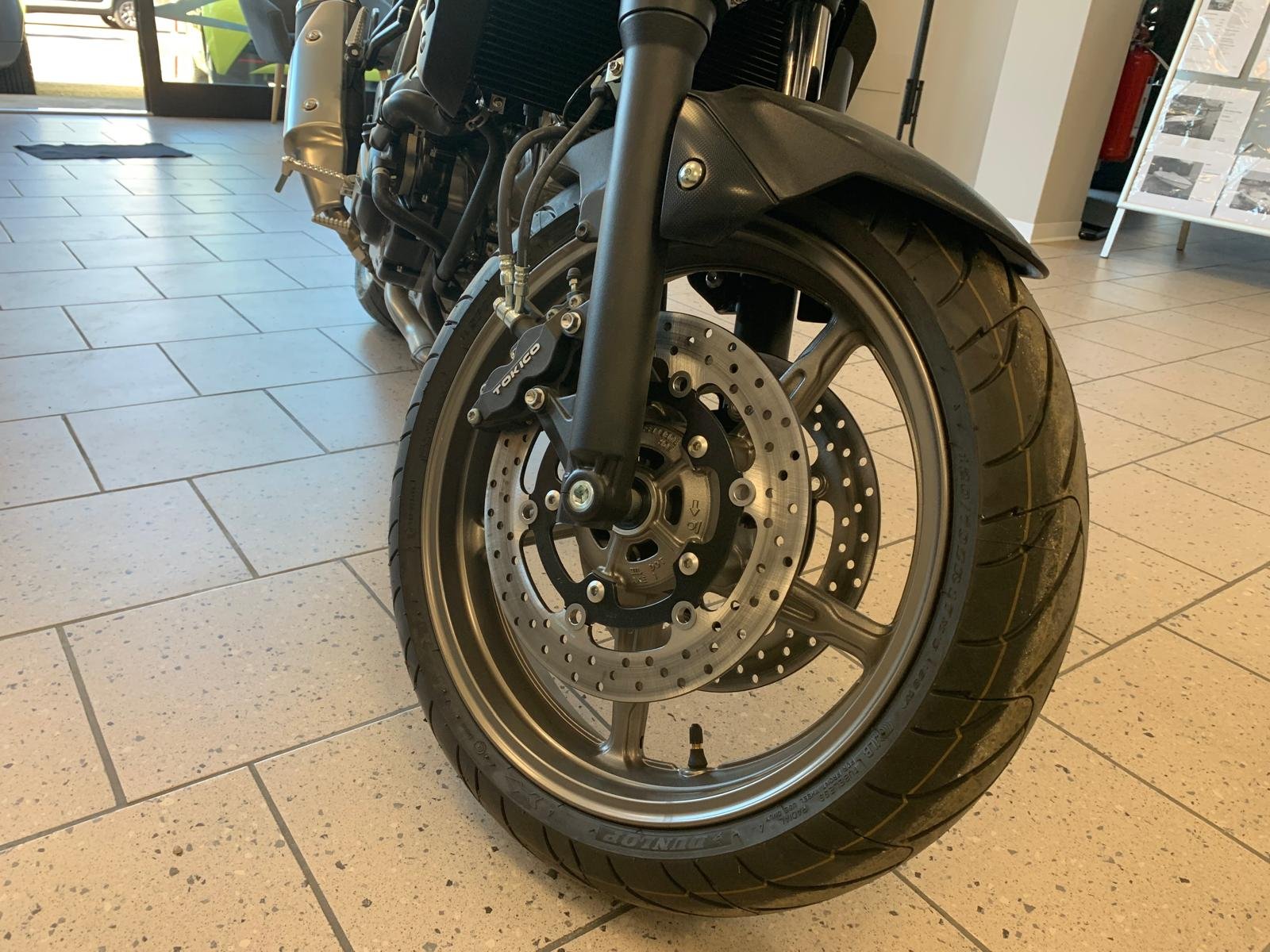 SUZUKI SV650