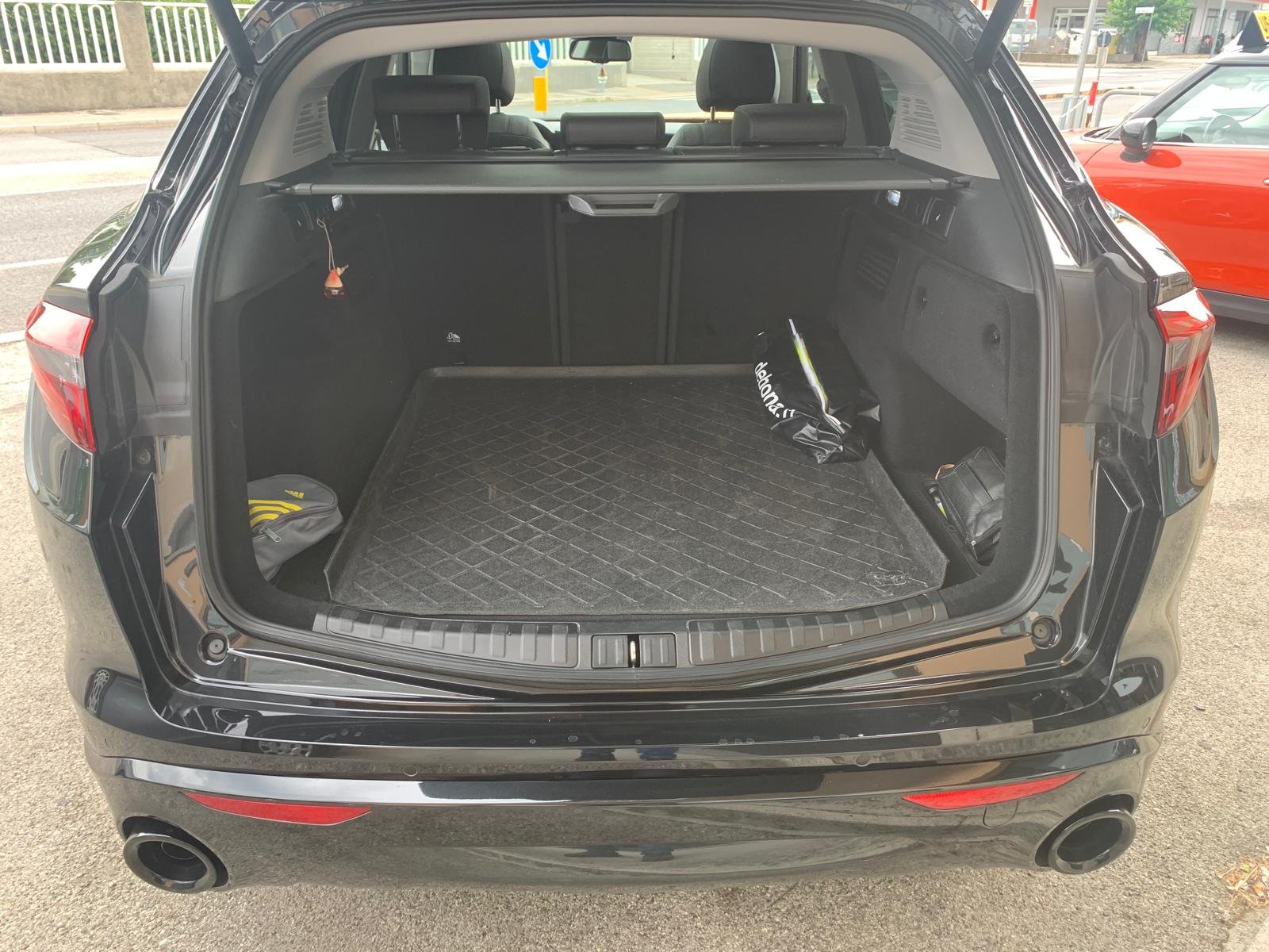 ALFA ROMEO STELVIO Q4 VELOCE