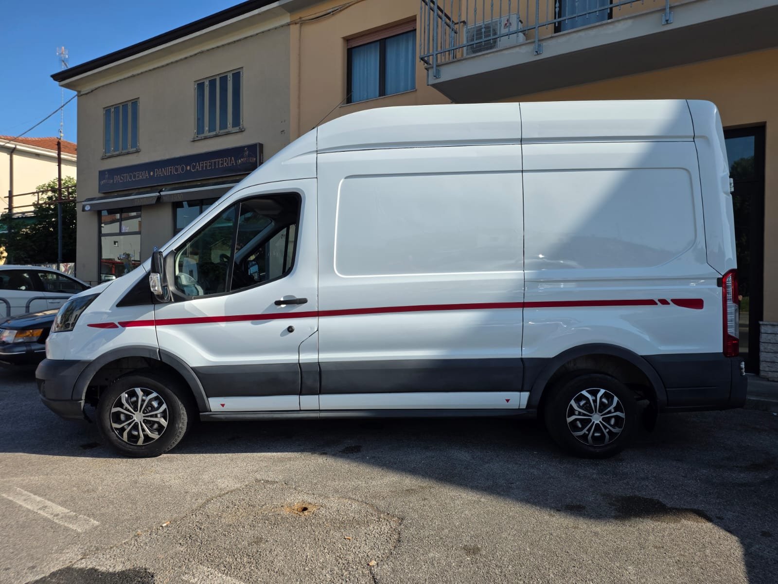 FORD TRANSIT CAMPERIZZATO
